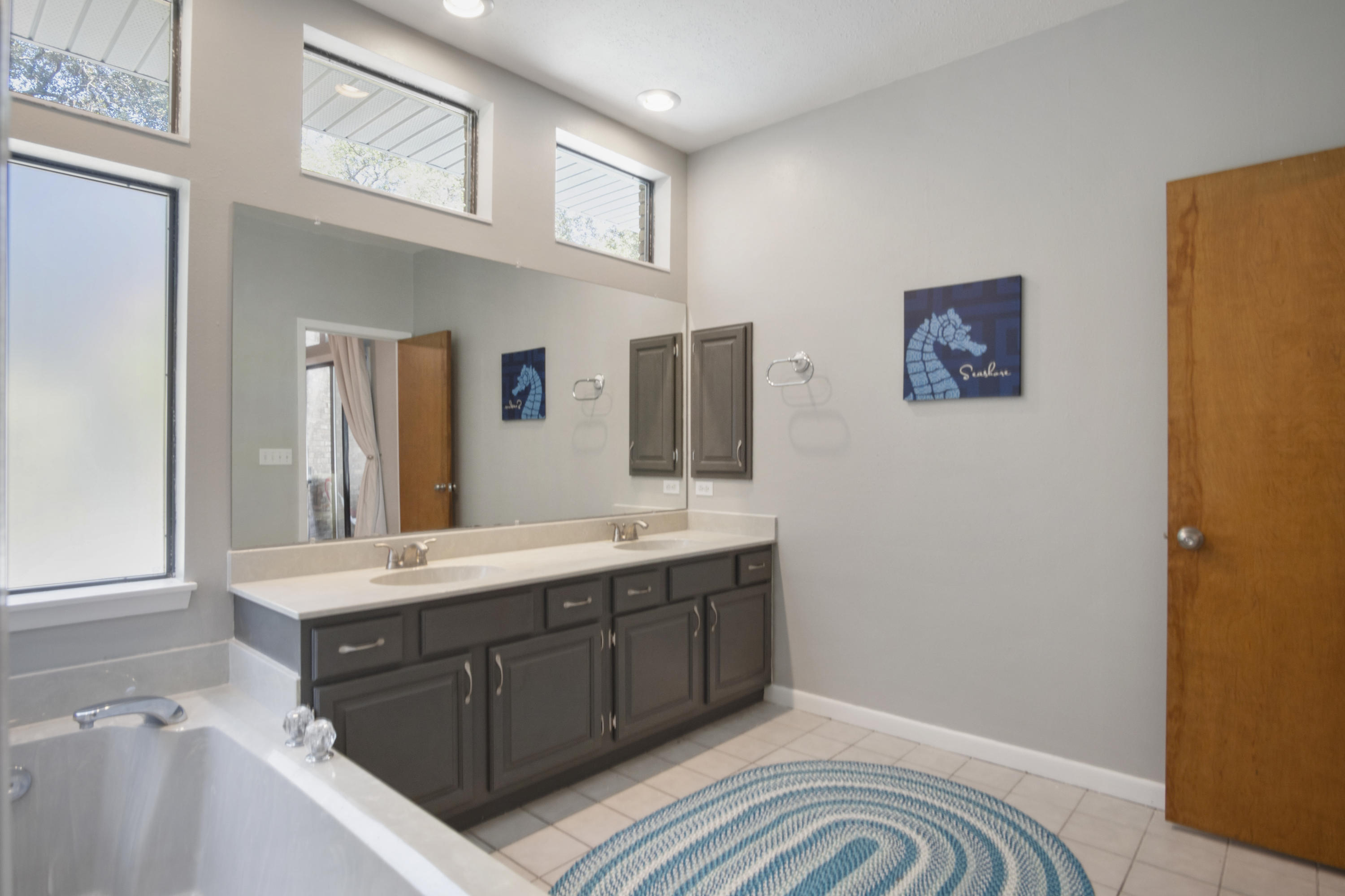 WINDWARD PH 3 - Residential