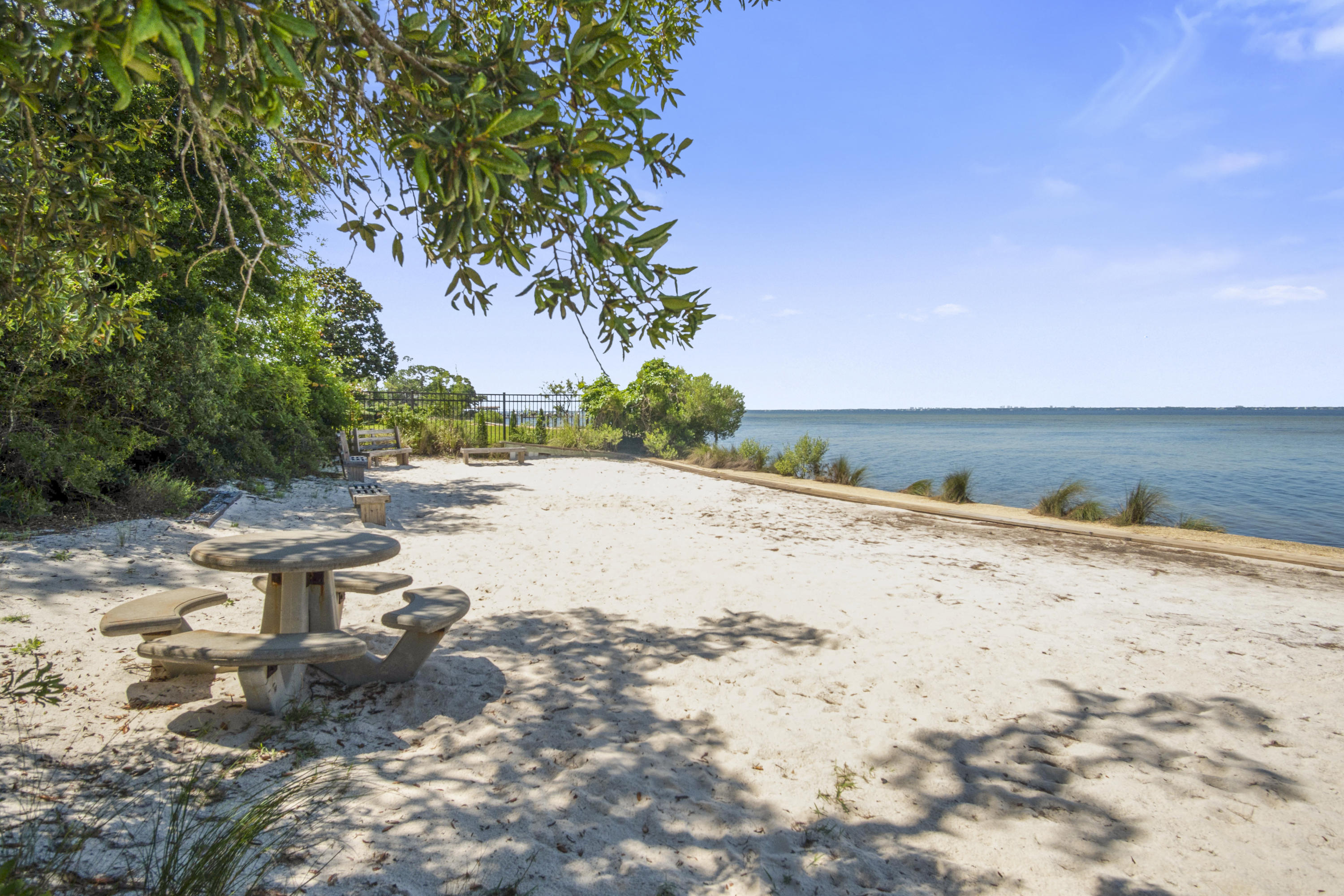 WINDWARD PH 3 - Residential