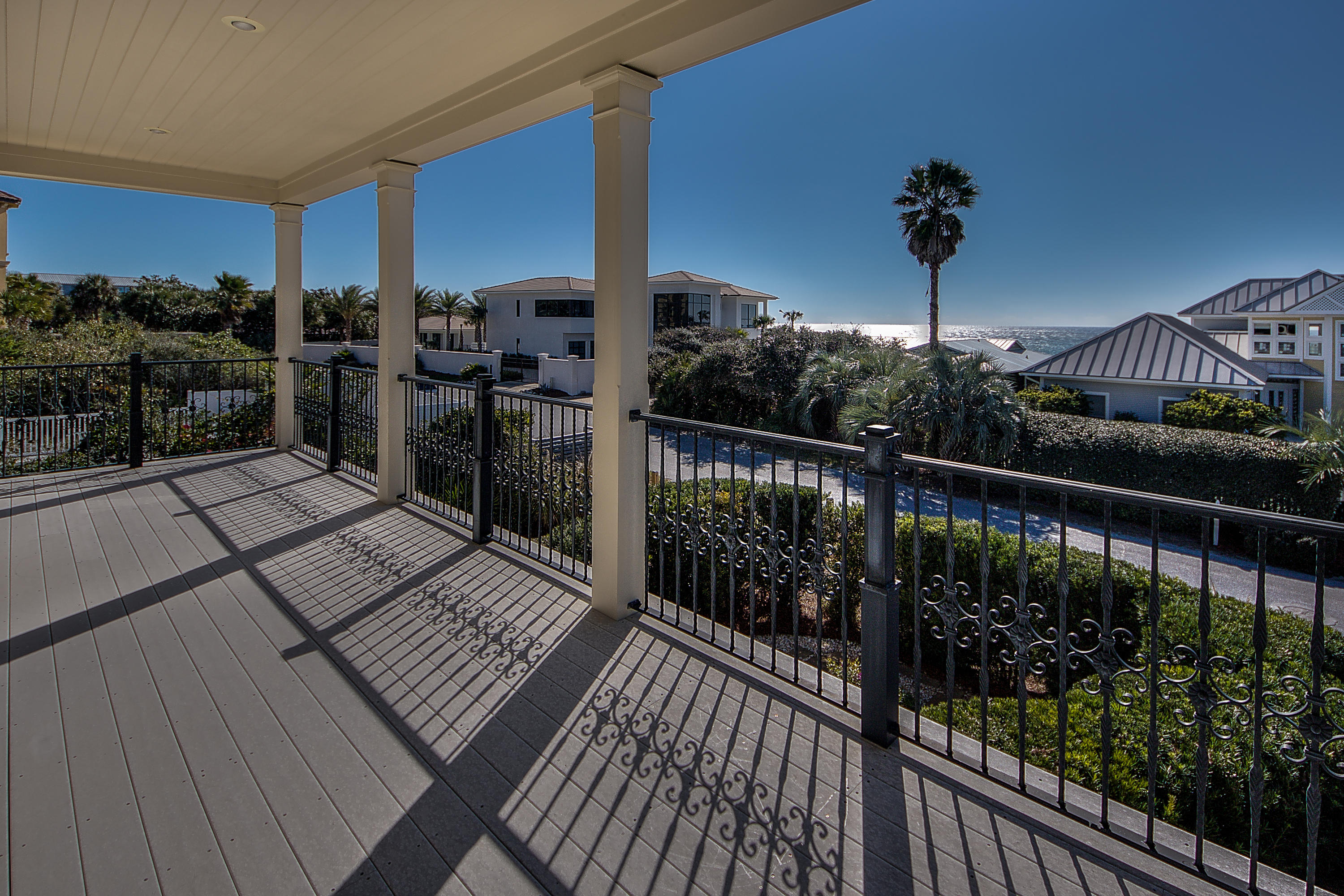 PELICAN POINTE AT CAMP CREEK - Residential