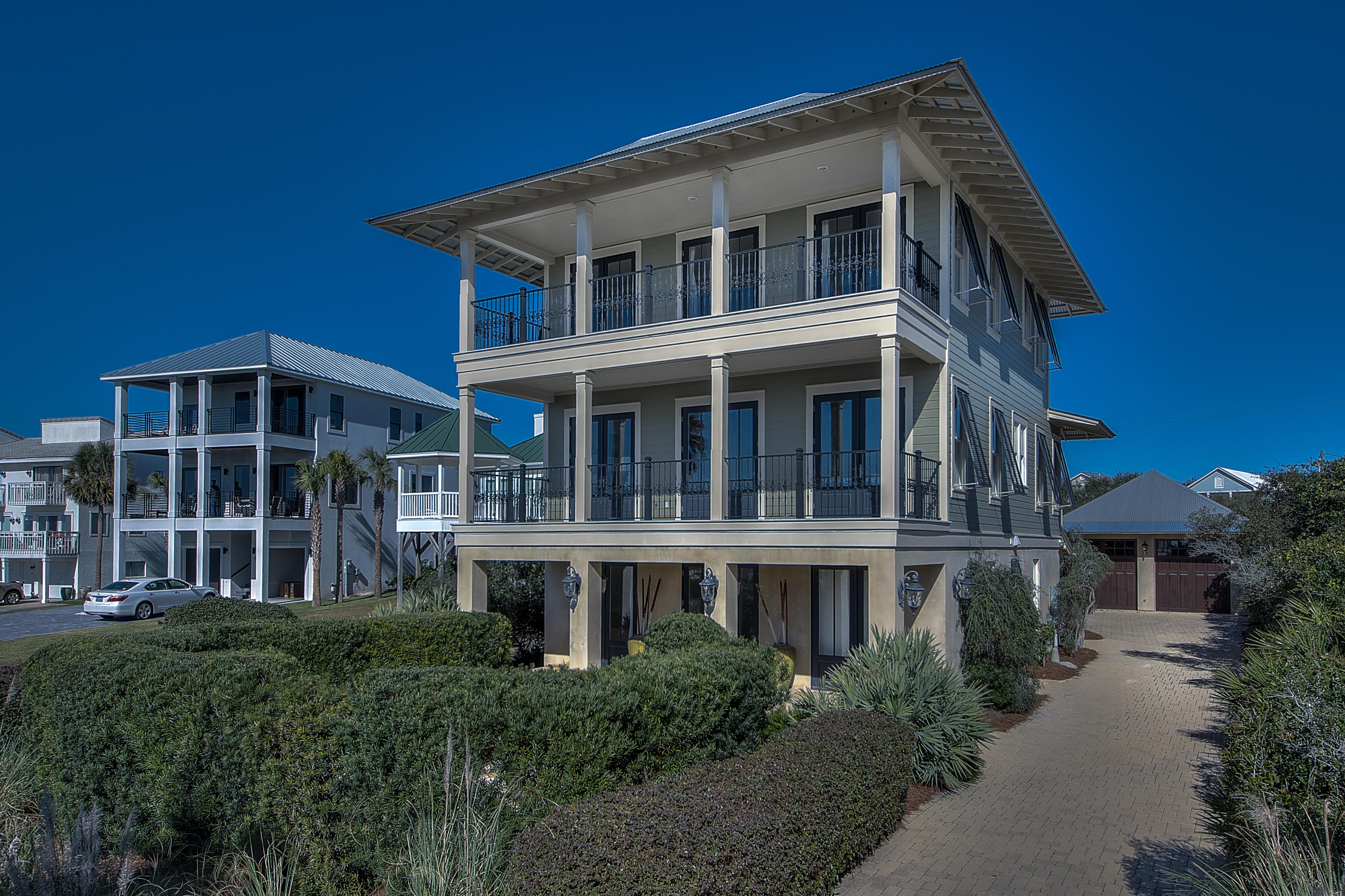 PELICAN POINTE AT CAMP CREEK - Residential