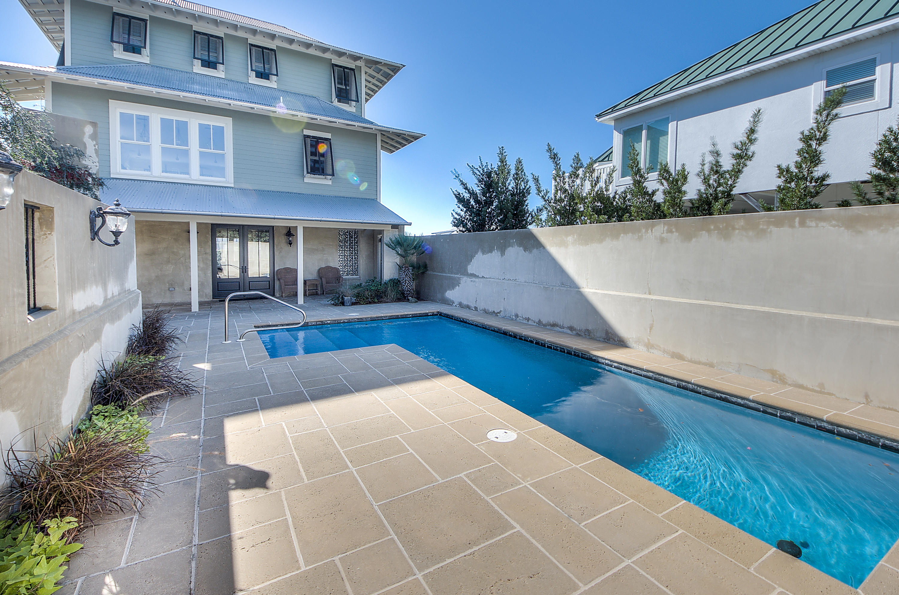 PELICAN POINTE AT CAMP CREEK - Residential