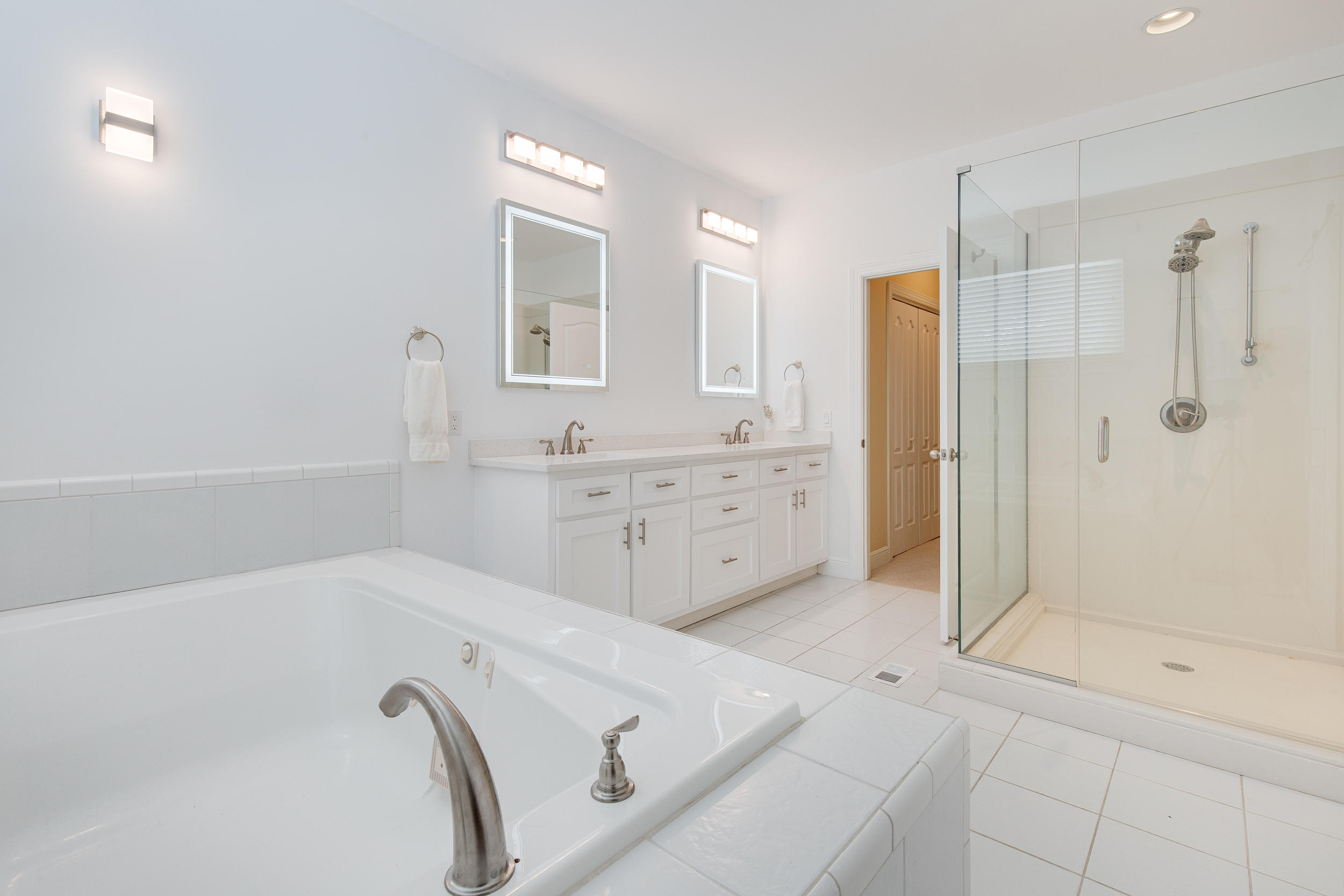 SUGARWOOD - Residential