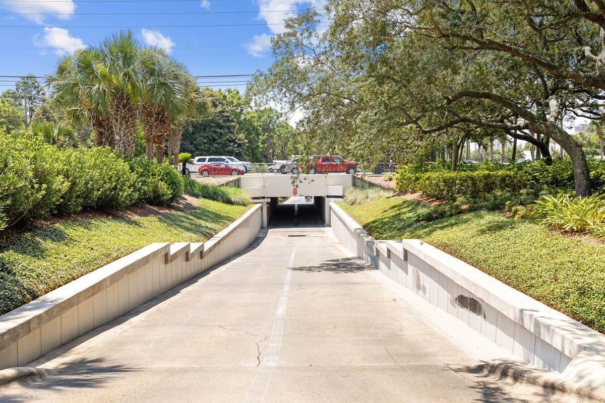 CRYSTAL COVE - Residential