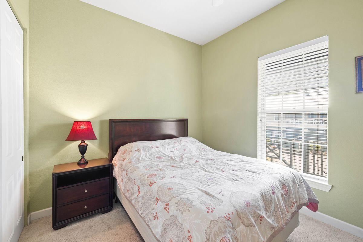 CRYSTAL COVE - Residential