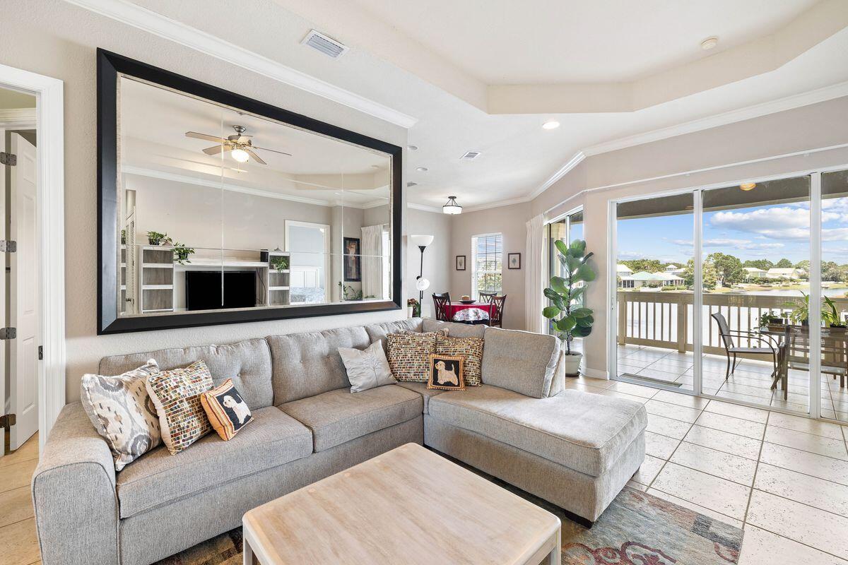 CRYSTAL COVE - Residential