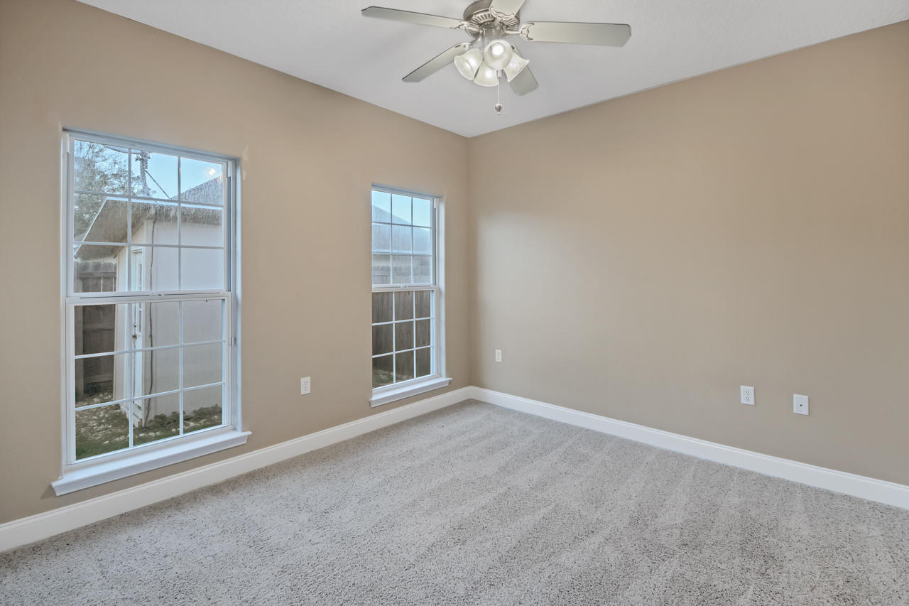 ROCKS COVE - Residential