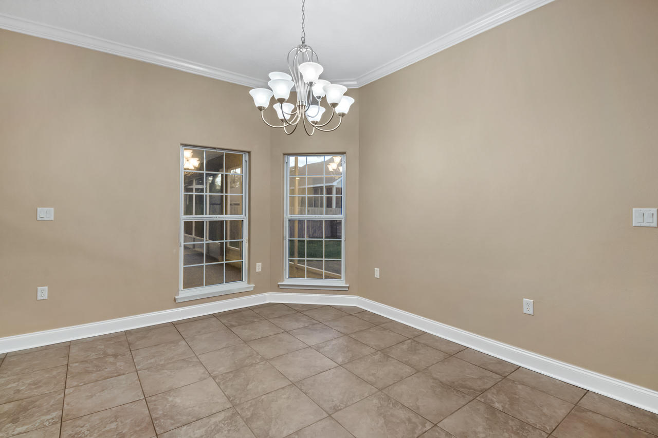 ROCKS COVE - Residential