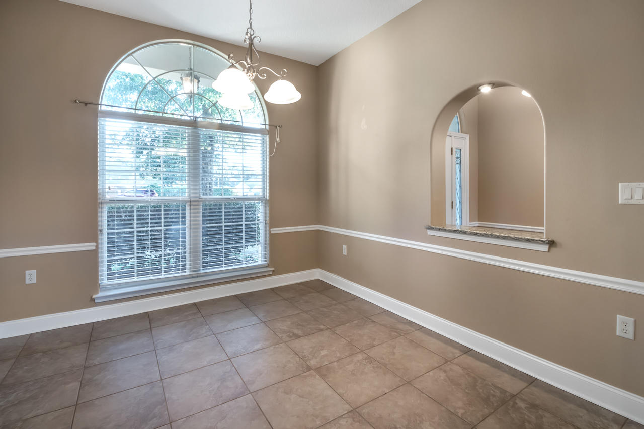 ROCKS COVE - Residential