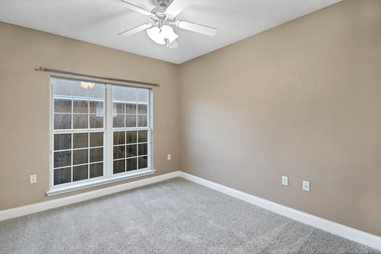 ROCKS COVE - Residential