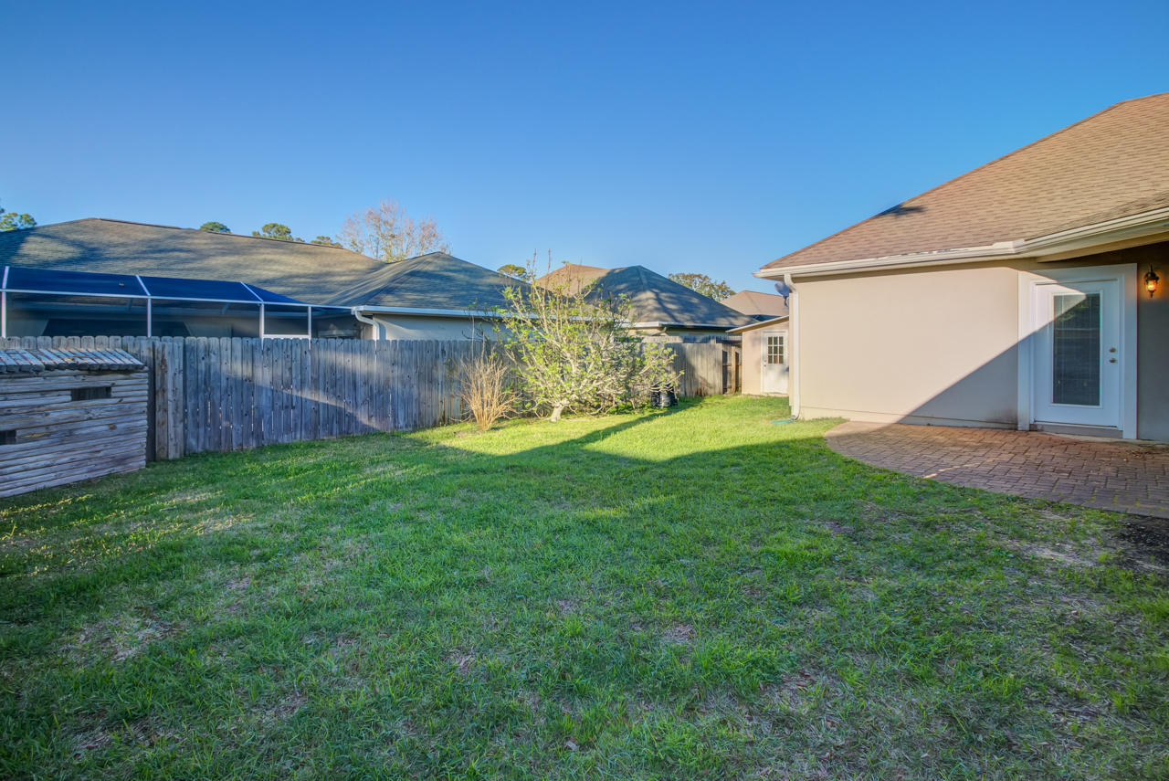 ROCKS COVE - Residential