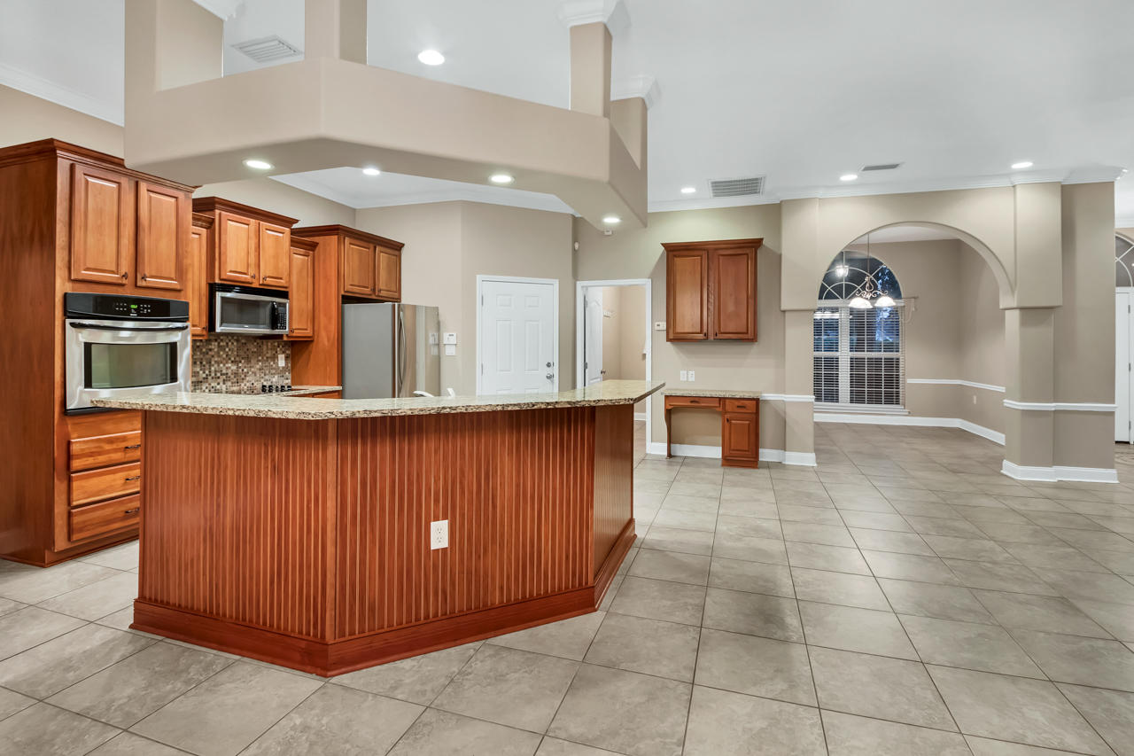 ROCKS COVE - Residential