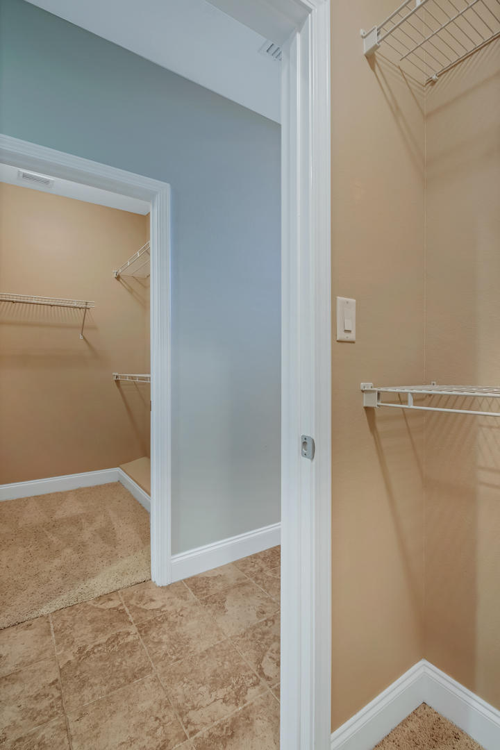 ROCKS COVE - Residential