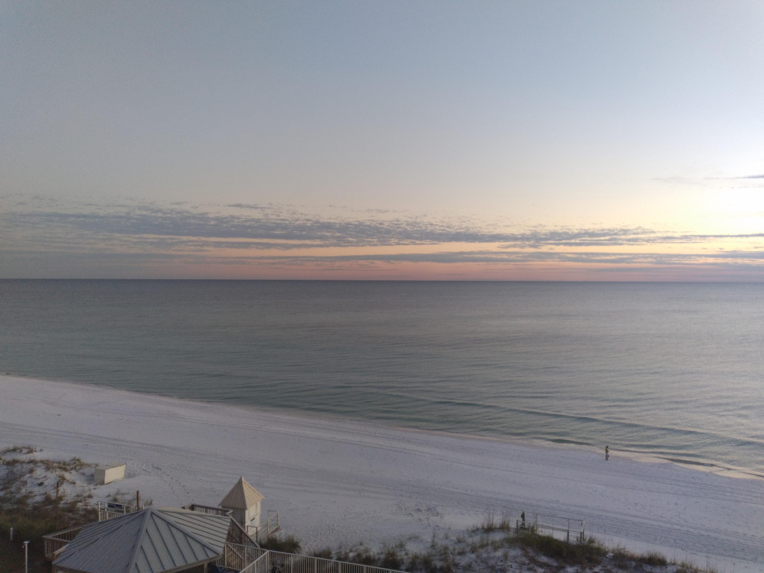 BEACH HOUSE CONDO PH 1 - Residential