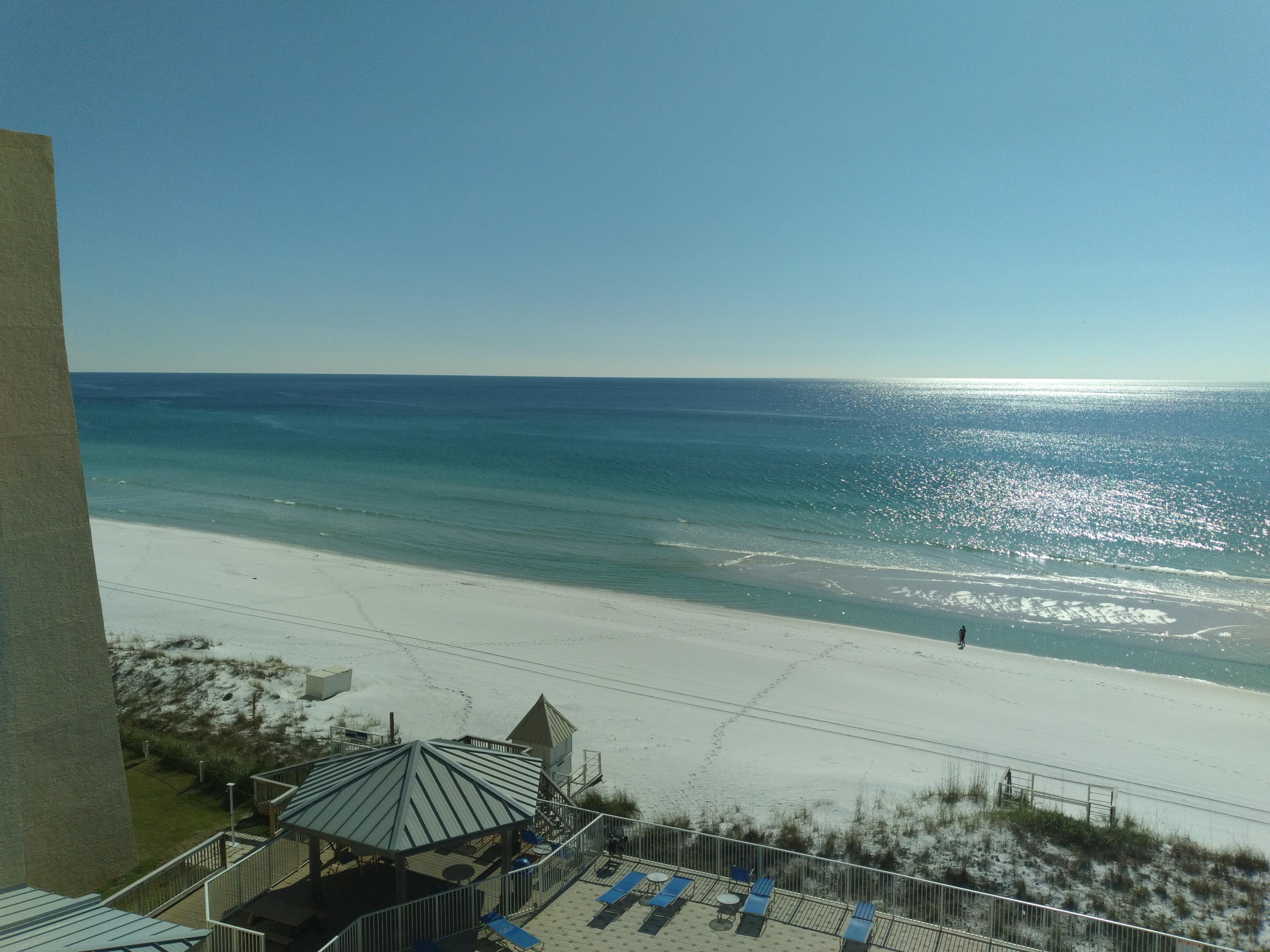 BEACH HOUSE CONDO PH 1 - Residential
