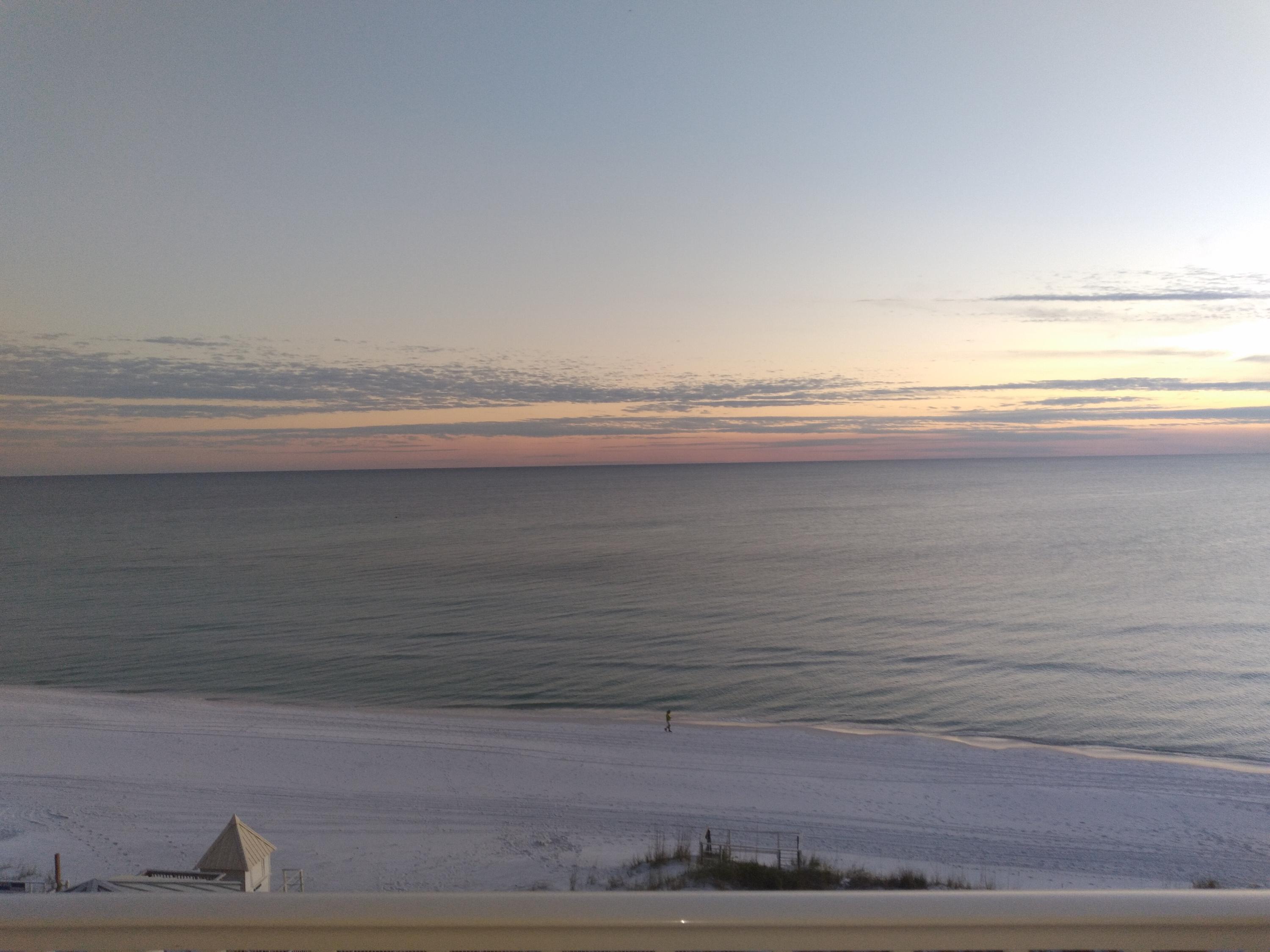 BEACH HOUSE CONDO PH 1 - Residential