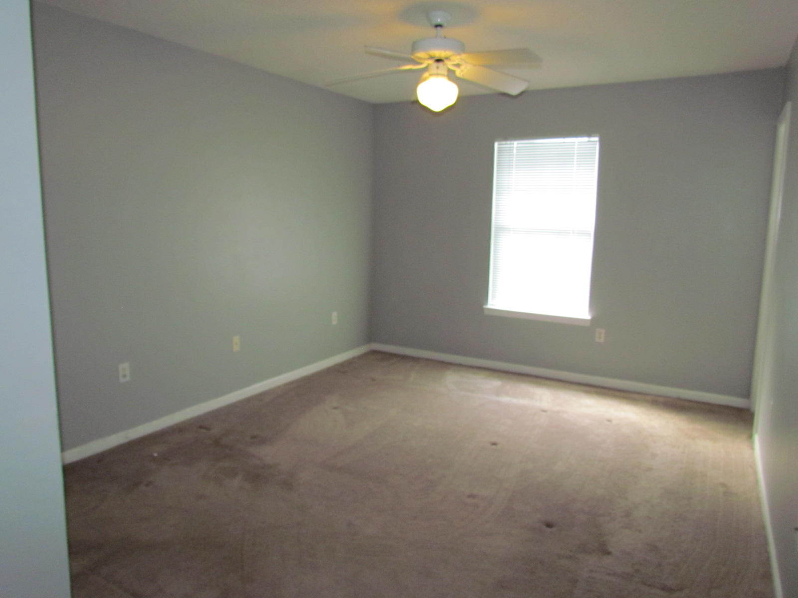 CREEKSIDE - Residential Lease