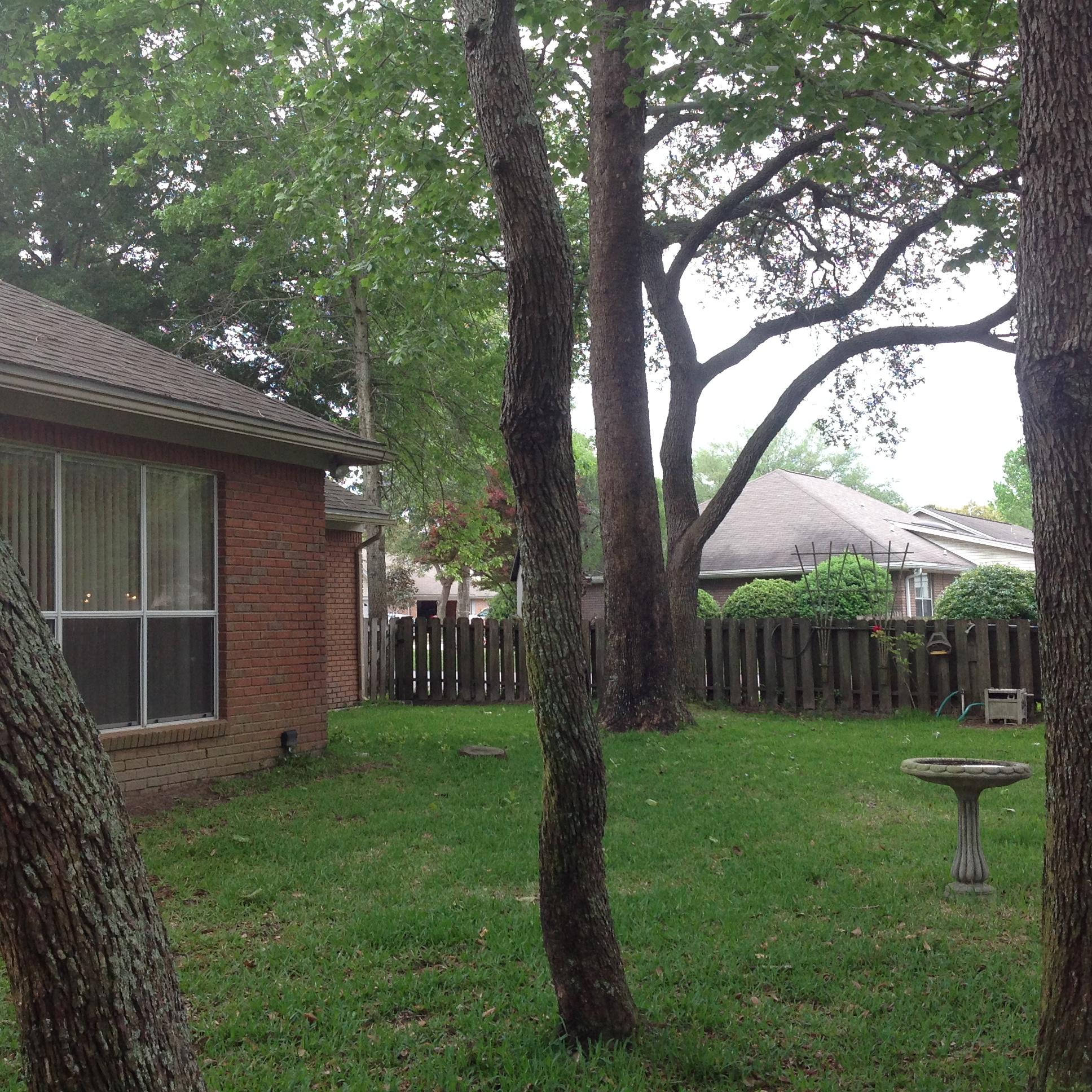 PARKWOOD LANE BLUEWATER BAY - Residential