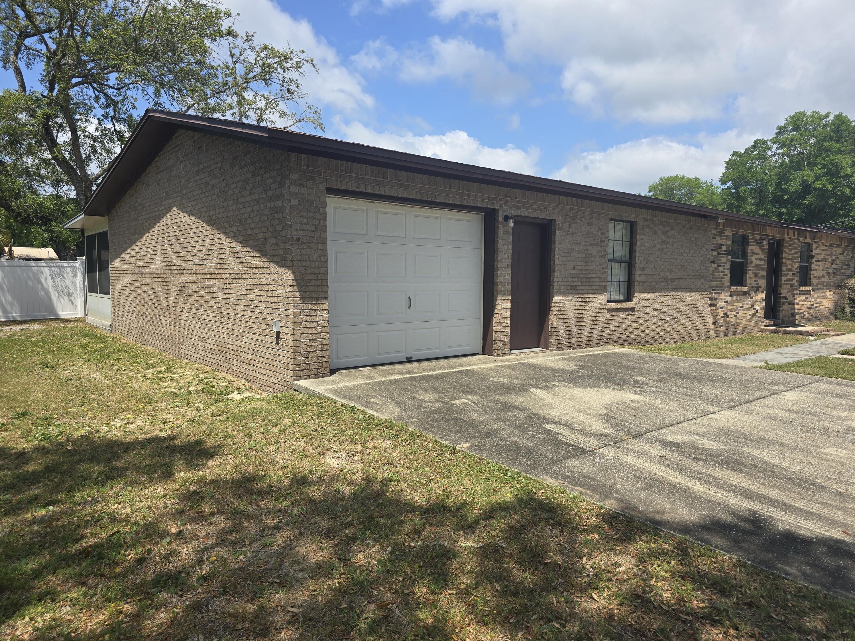 FOREST HEIGHTS - Residential