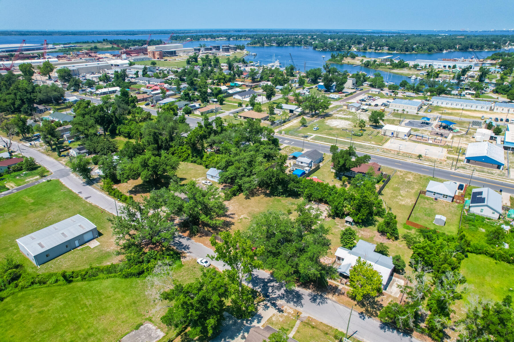 Keiths Bay Harbor Add - Residential