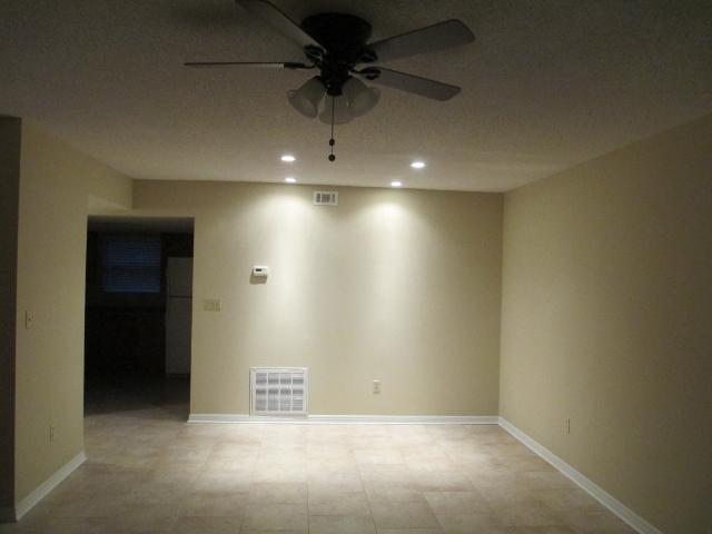 STUDIO T/H LOT 16 - Residential Lease