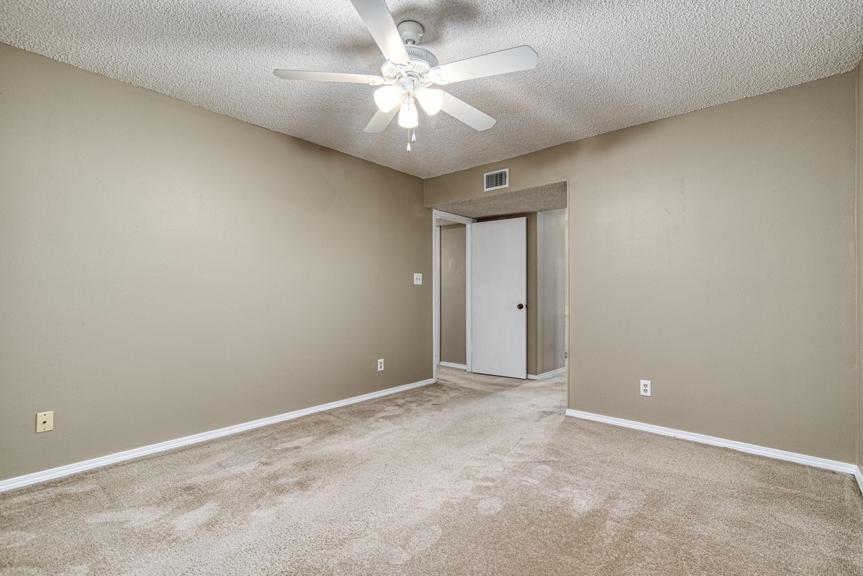 WINDCHASE BAY CONDO - Residential