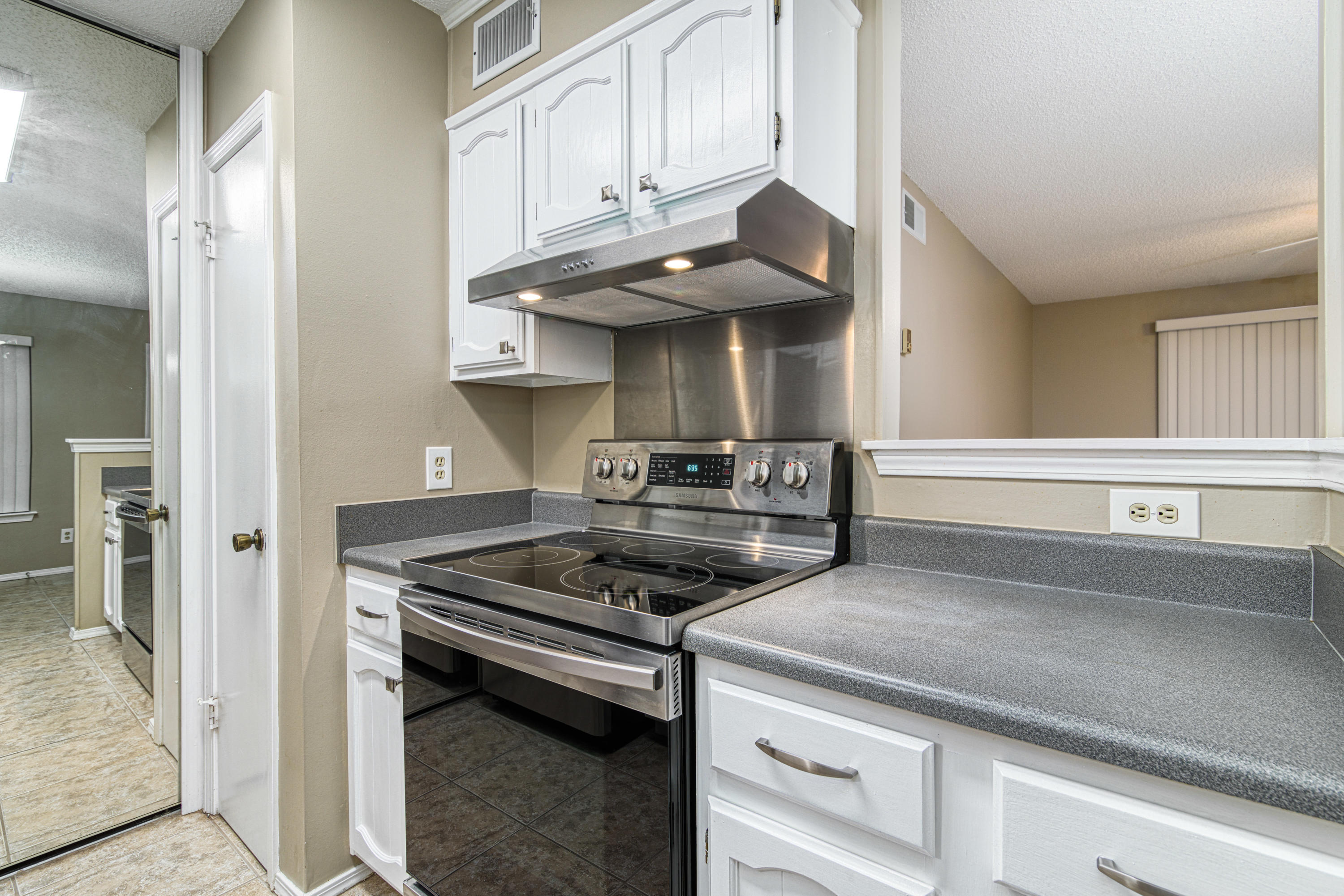 WINDCHASE BAY CONDO - Residential