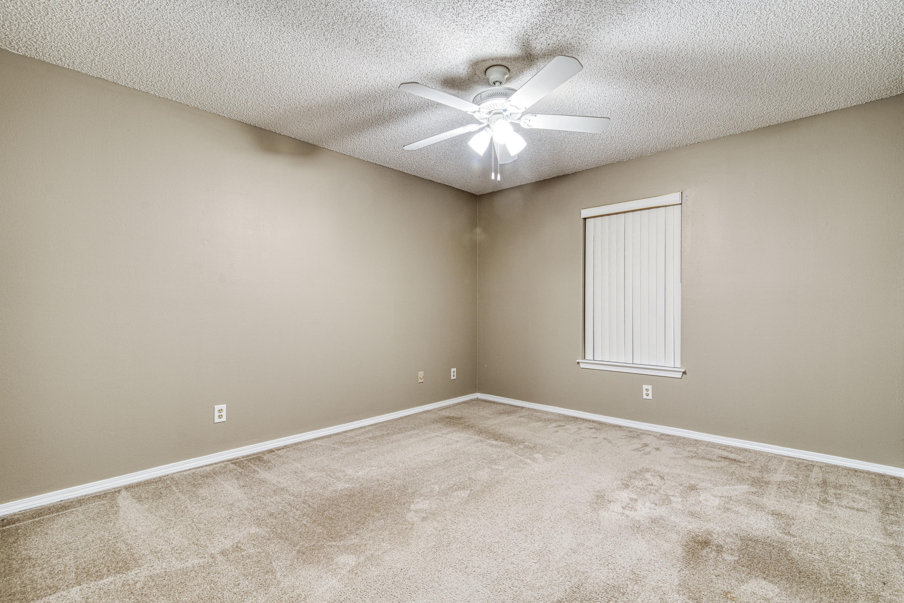 WINDCHASE BAY CONDO - Residential