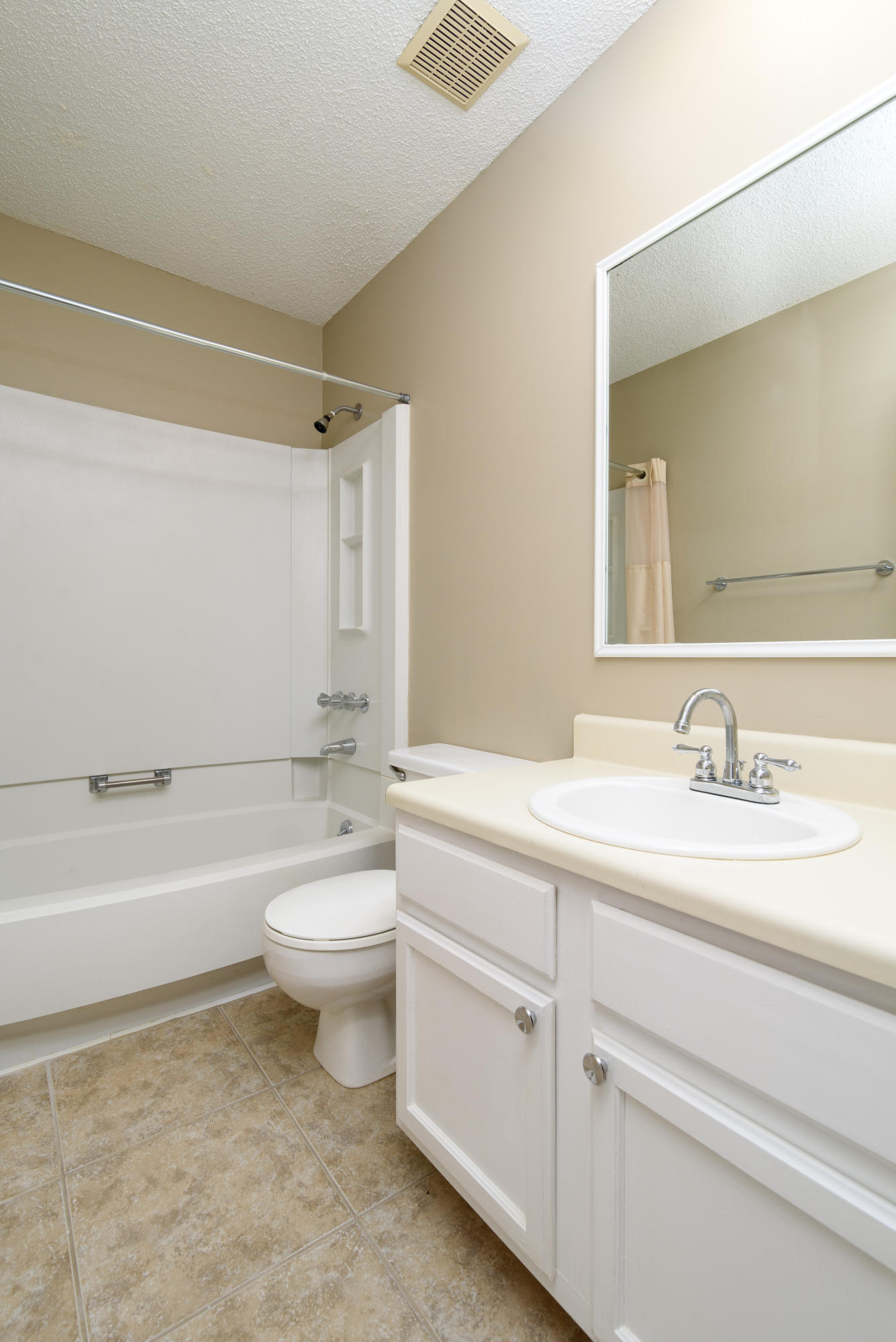 WINDCHASE BAY CONDO - Residential