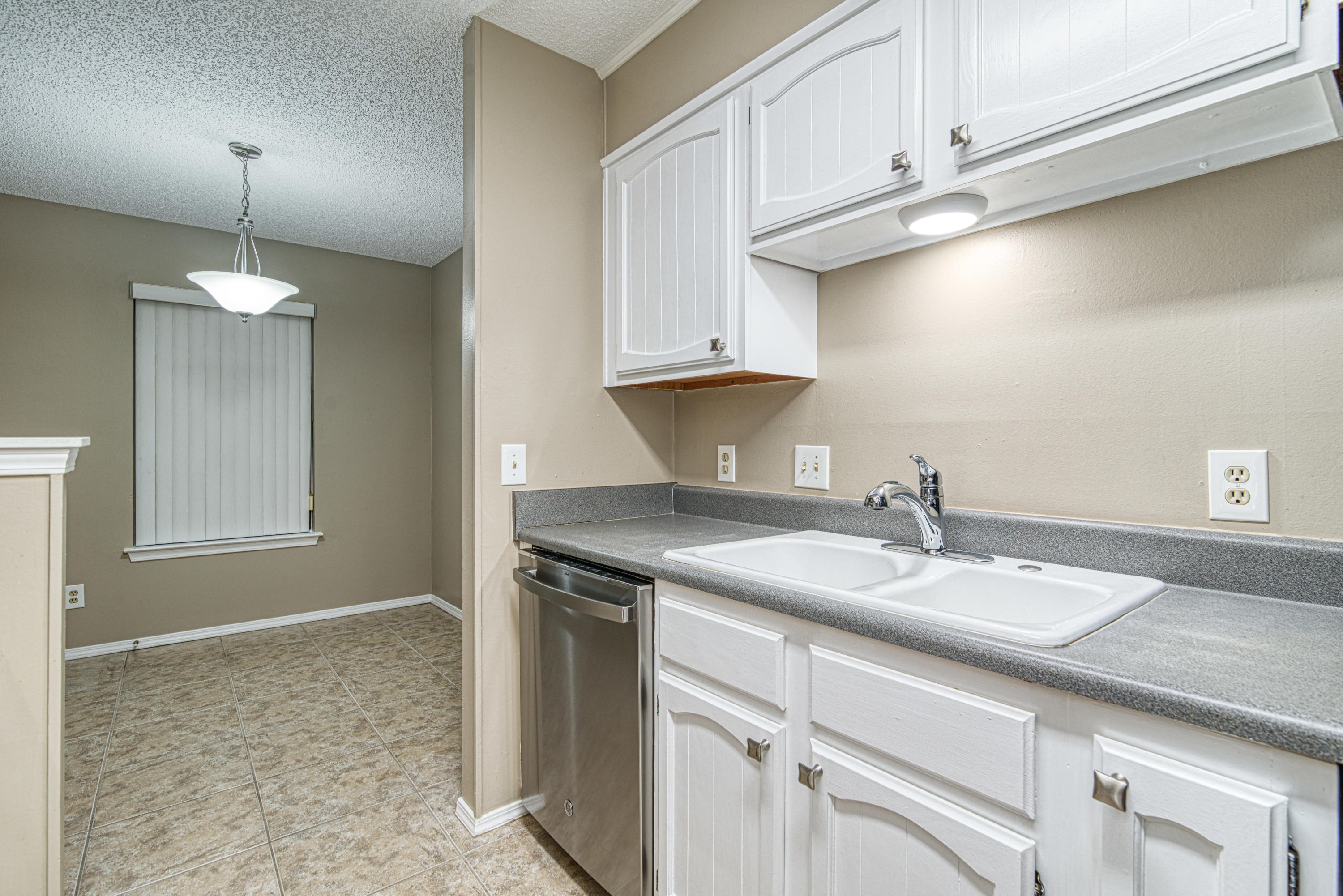 WINDCHASE BAY CONDO - Residential