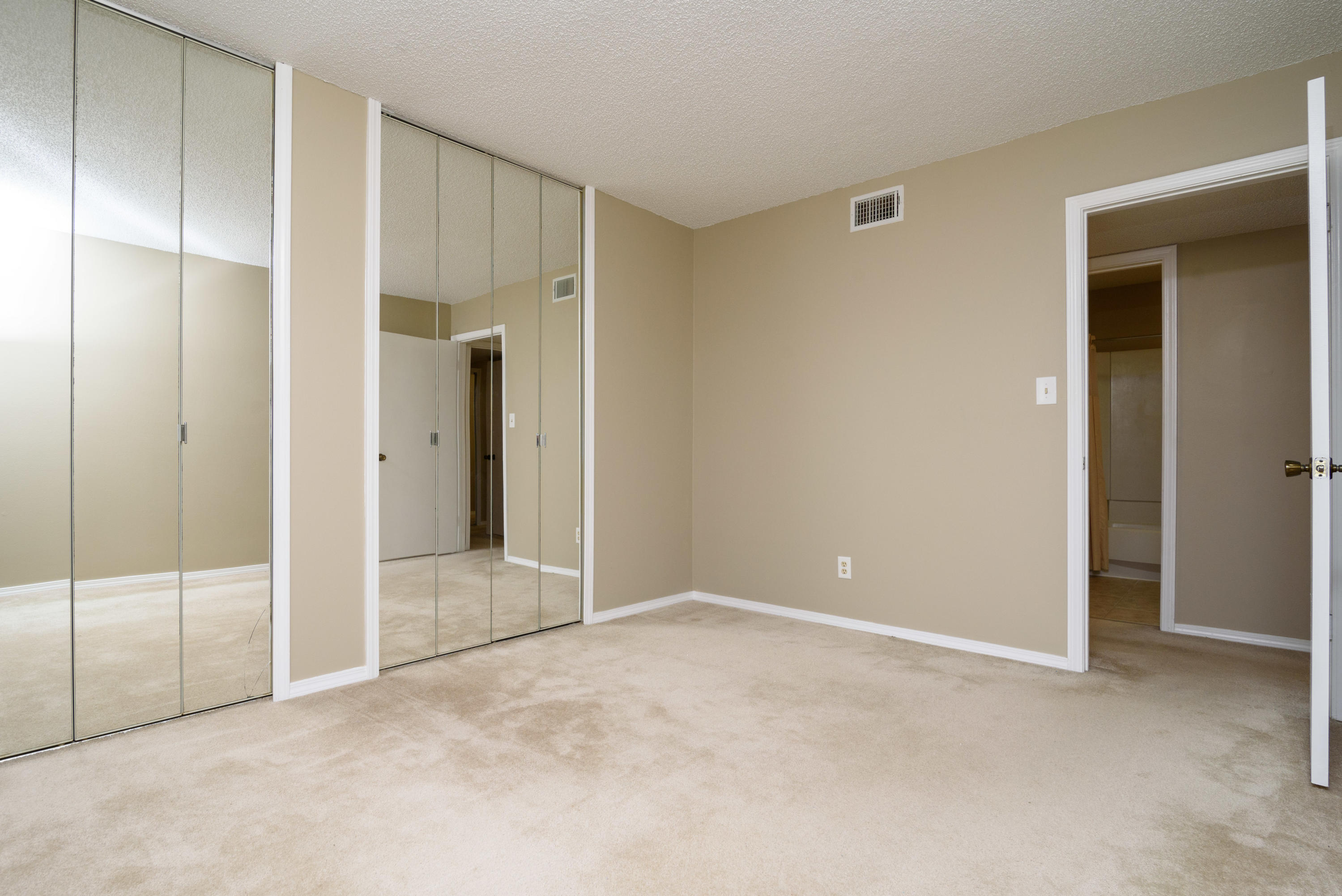 WINDCHASE BAY CONDO - Residential