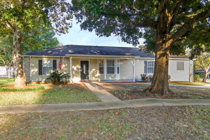 BURTON RIDGE - Residential