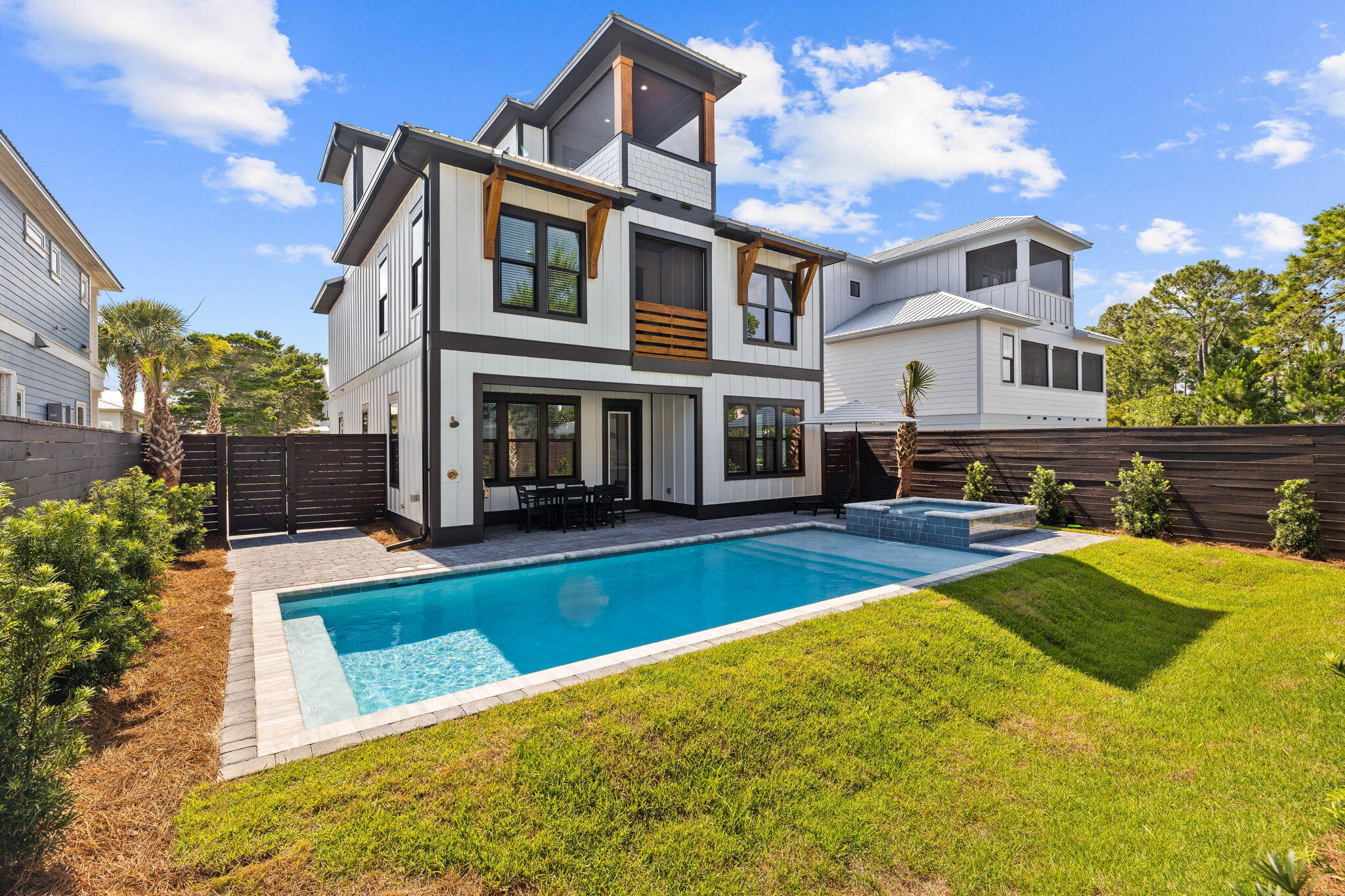 FRANGISTA BEACH 2ND ADDN - Residential