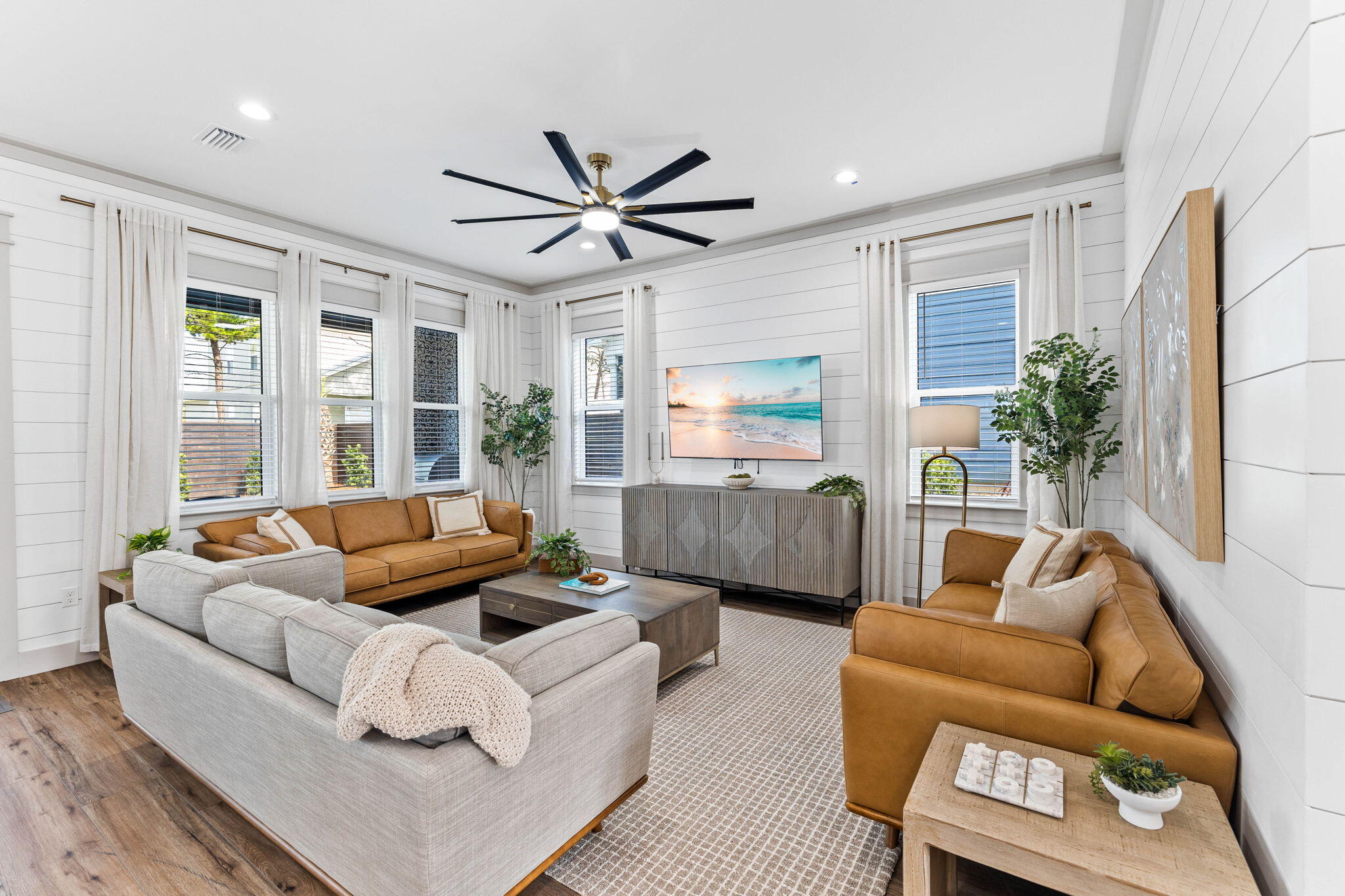 FRANGISTA BEACH 2ND ADDN - Residential