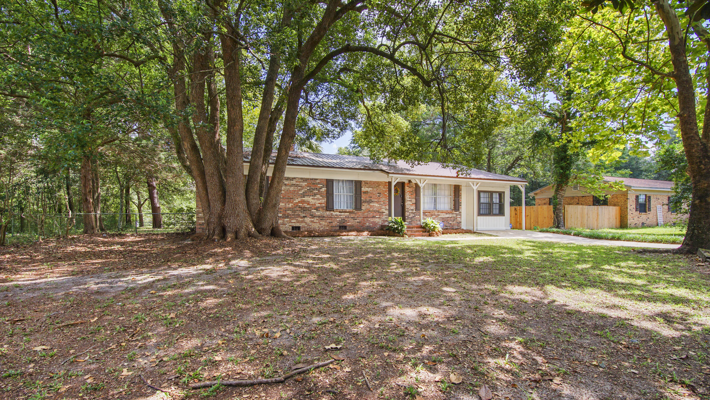 LAKEVIEW HEIGHTS - Residential