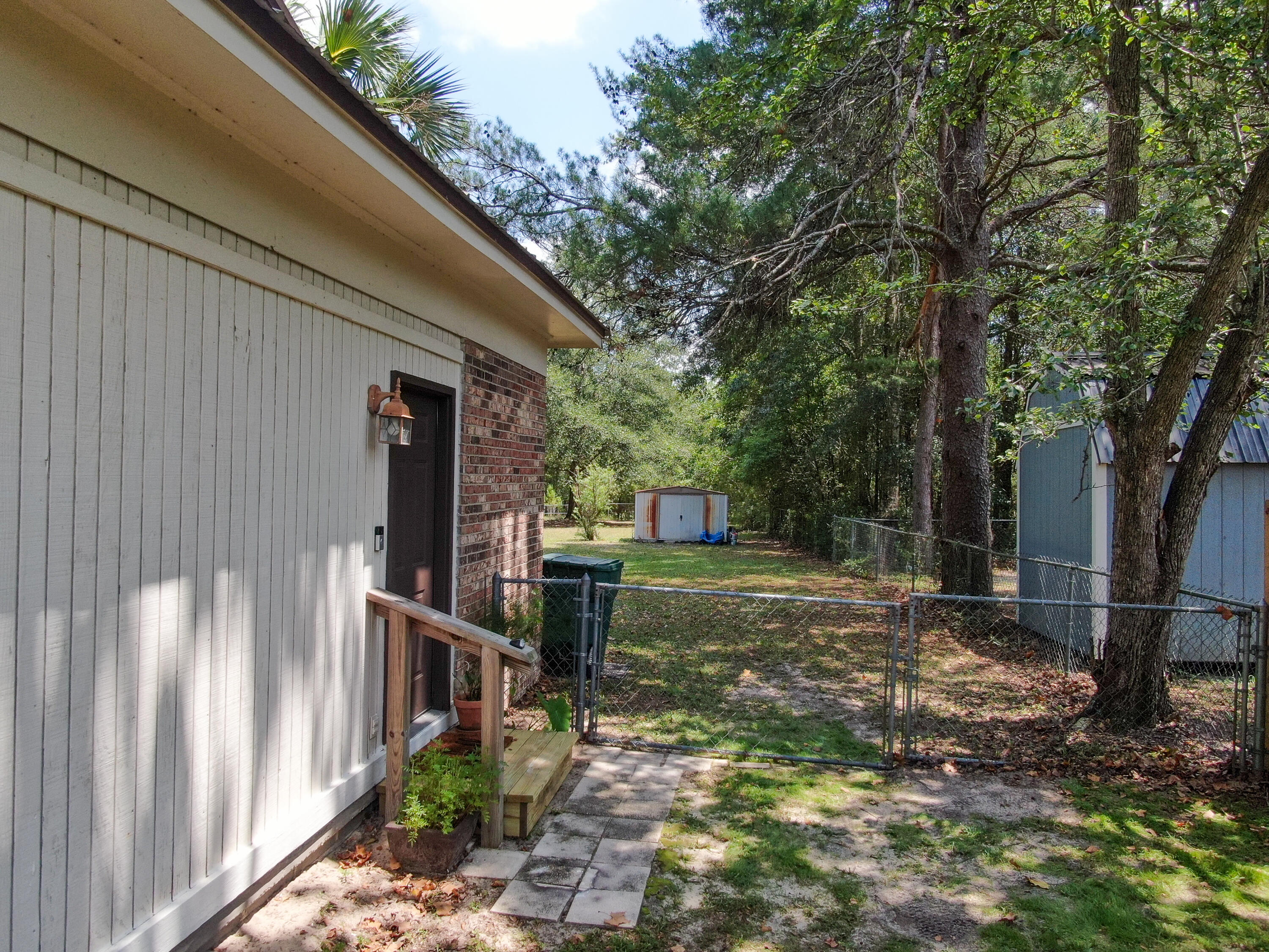 LAKEVIEW HEIGHTS - Residential