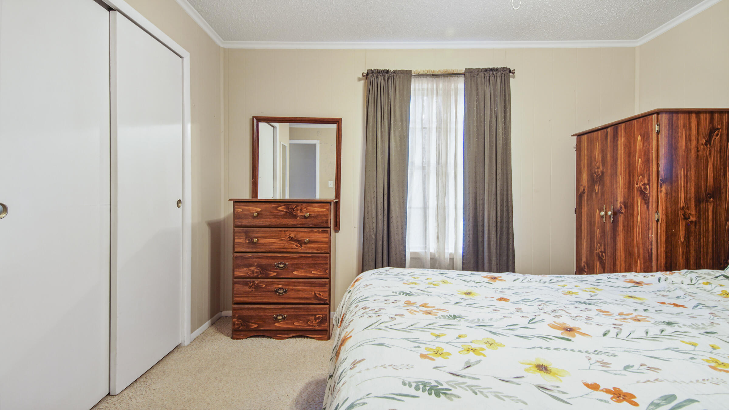 LAKEVIEW HEIGHTS - Residential