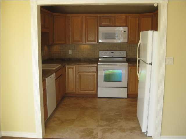 HIDDEN TRAILS PH 1 - Residential