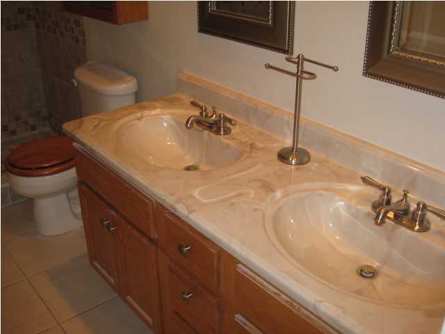 HIDDEN TRAILS PH 1 - Residential