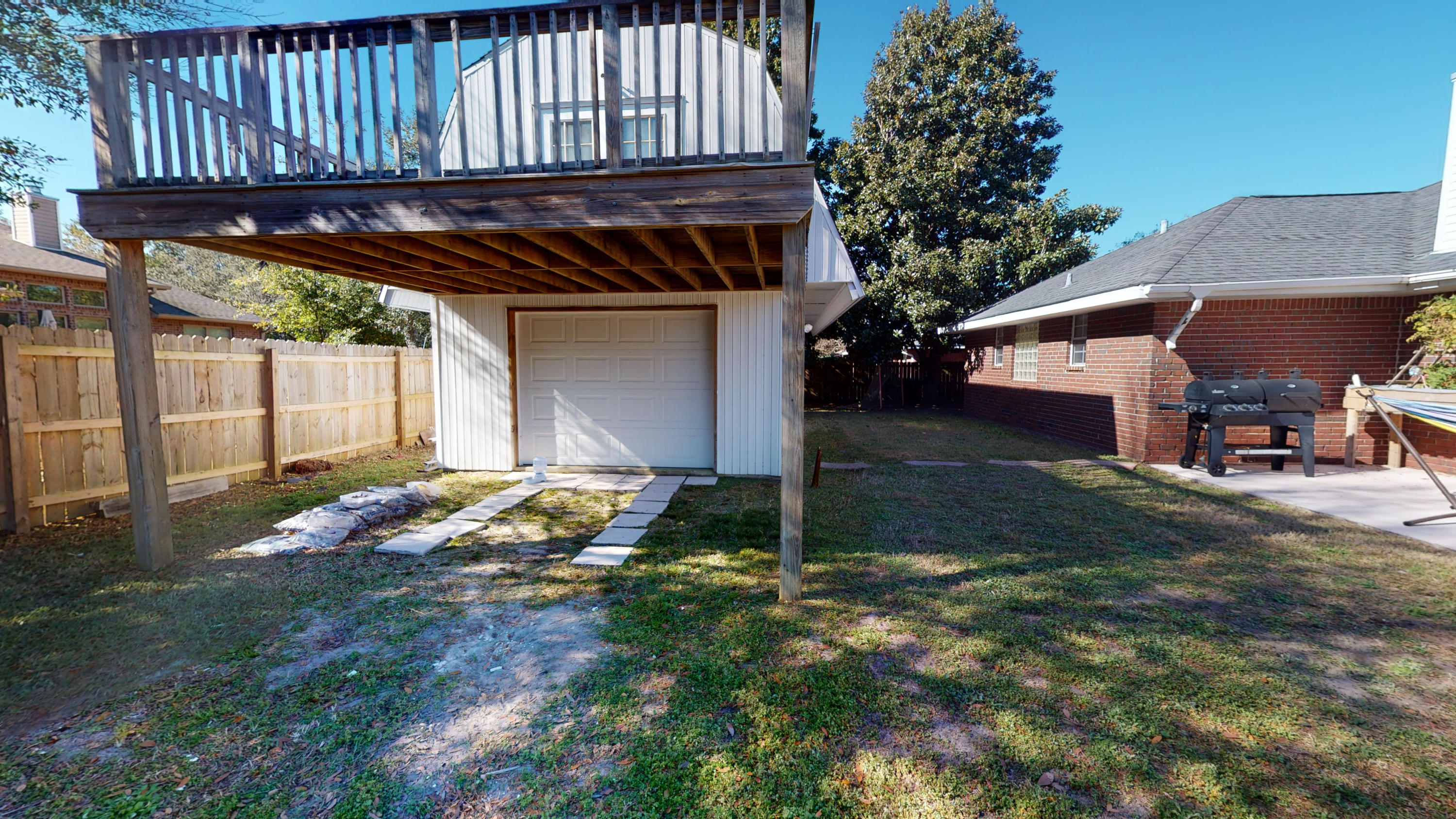 SPANISH TRACE ESTATES - Residential