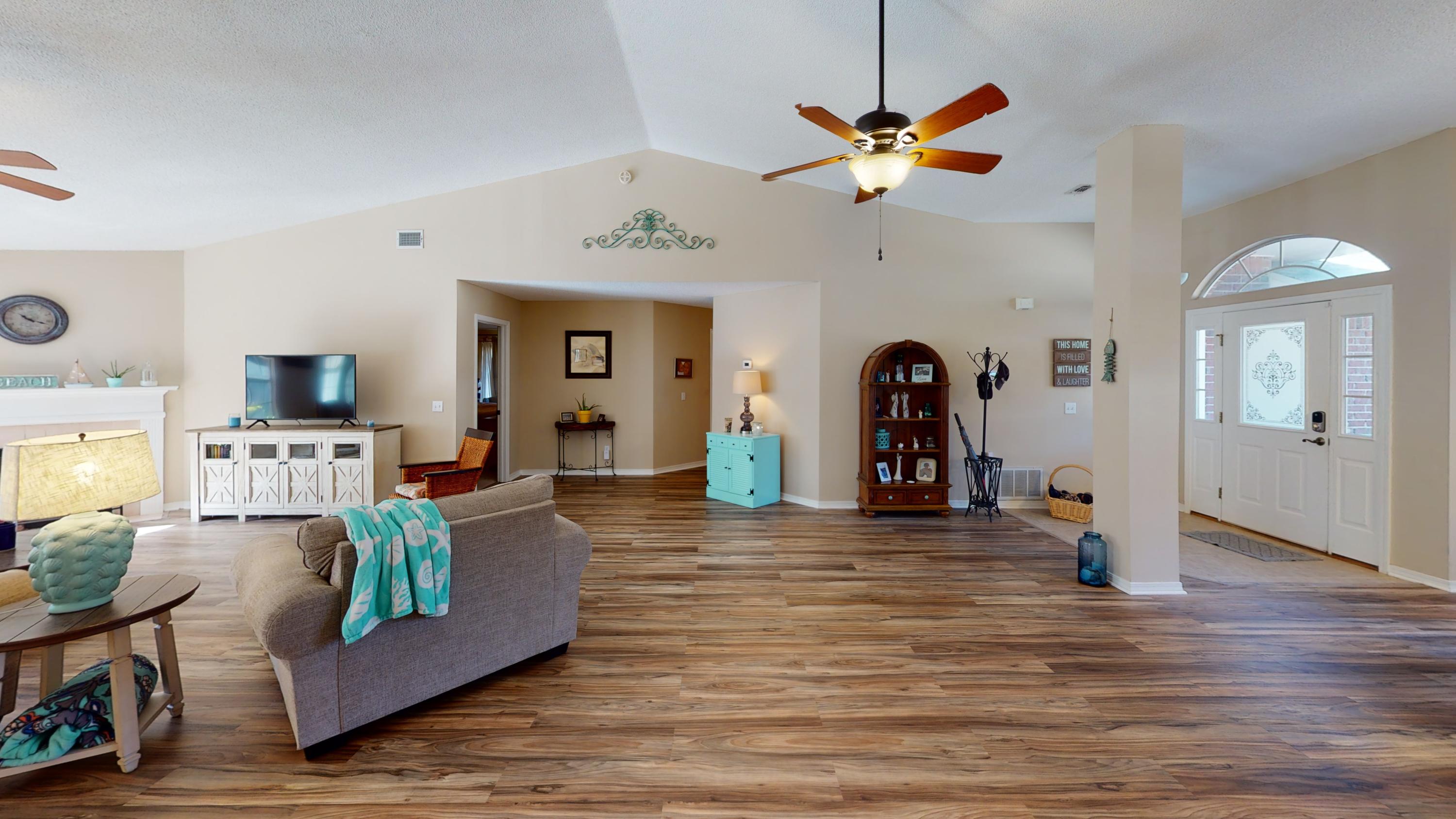 SPANISH TRACE ESTATES - Residential