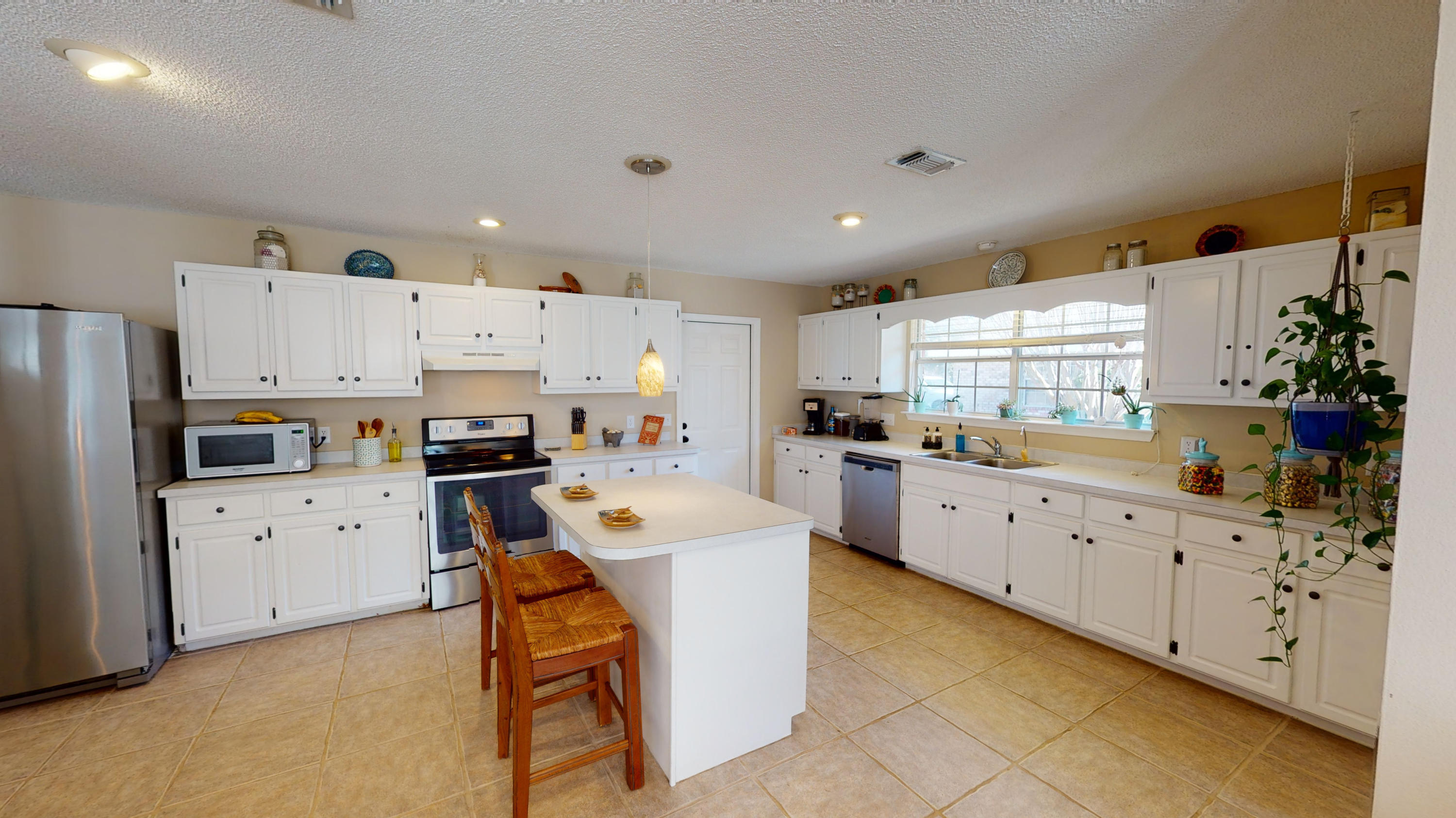 SPANISH TRACE ESTATES - Residential