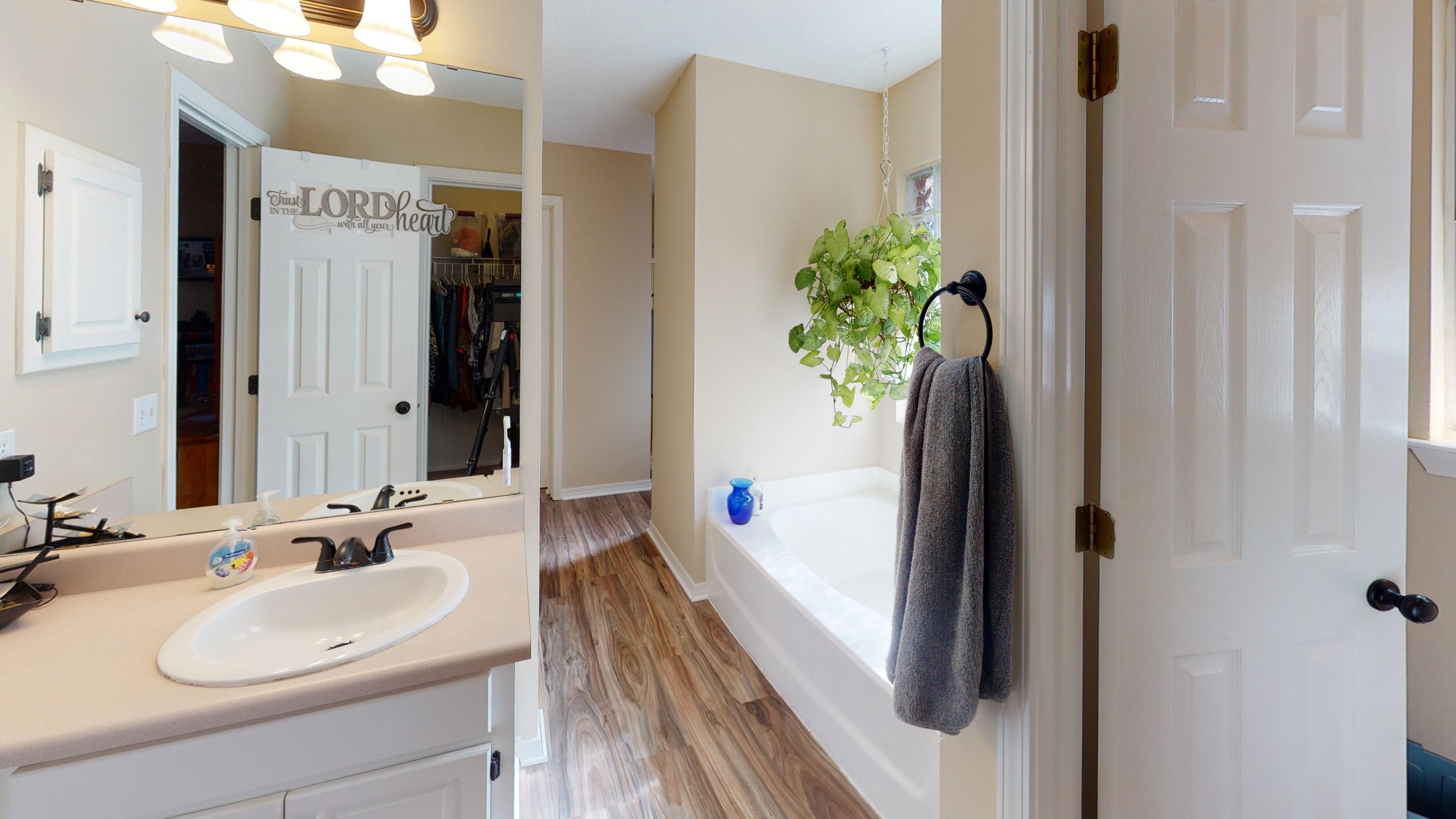 SPANISH TRACE ESTATES - Residential