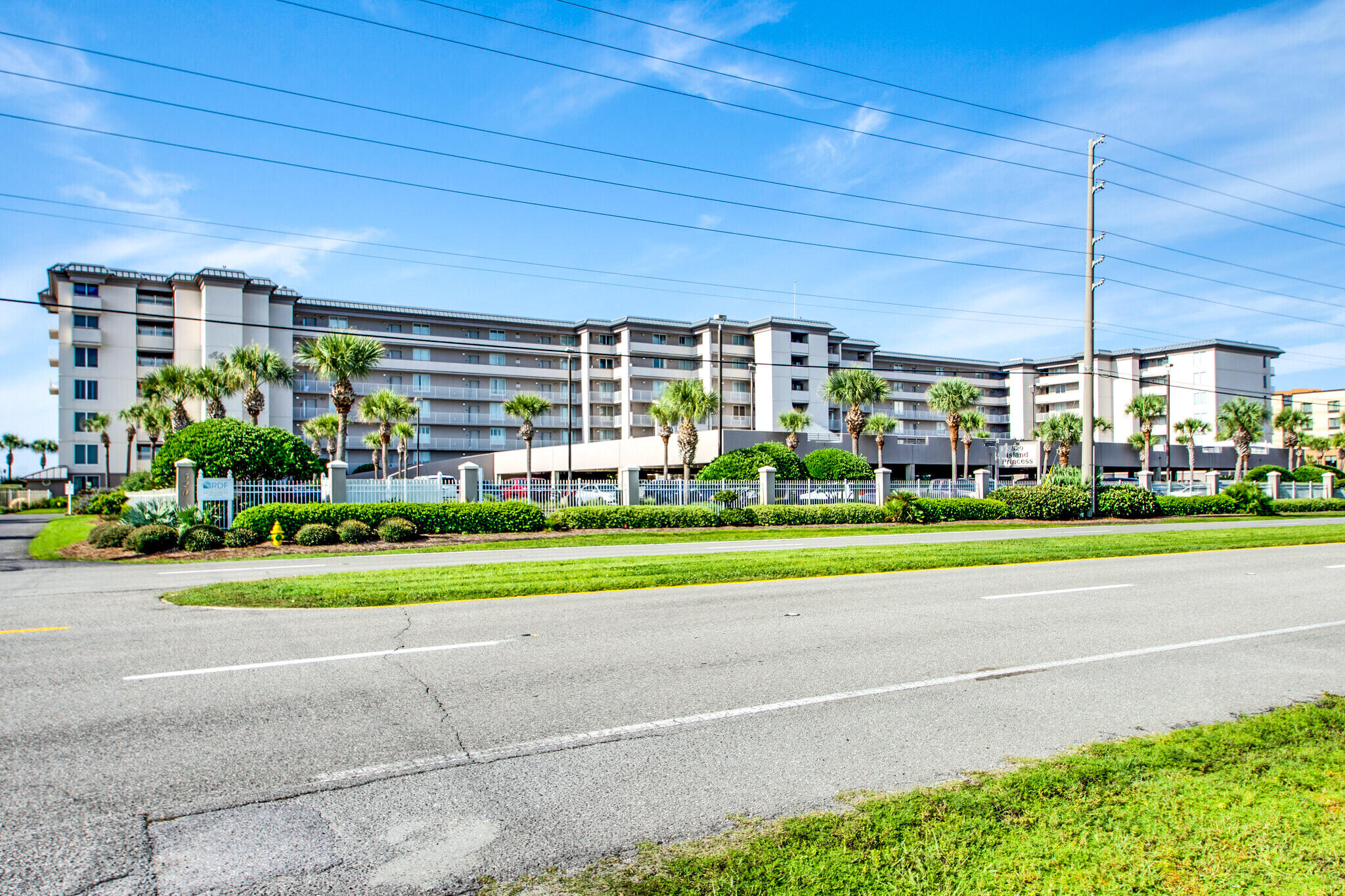 ISLAND PRINCESS - Residential