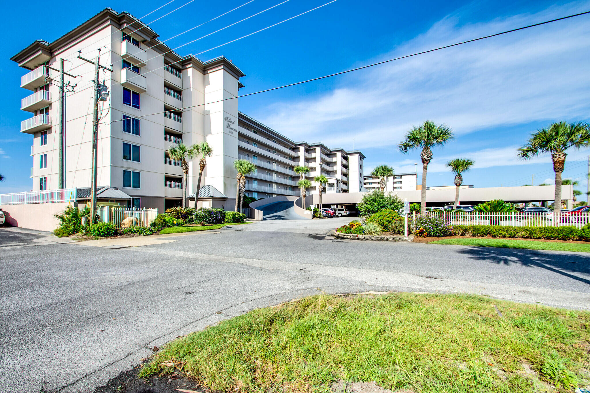 ISLAND PRINCESS - Residential