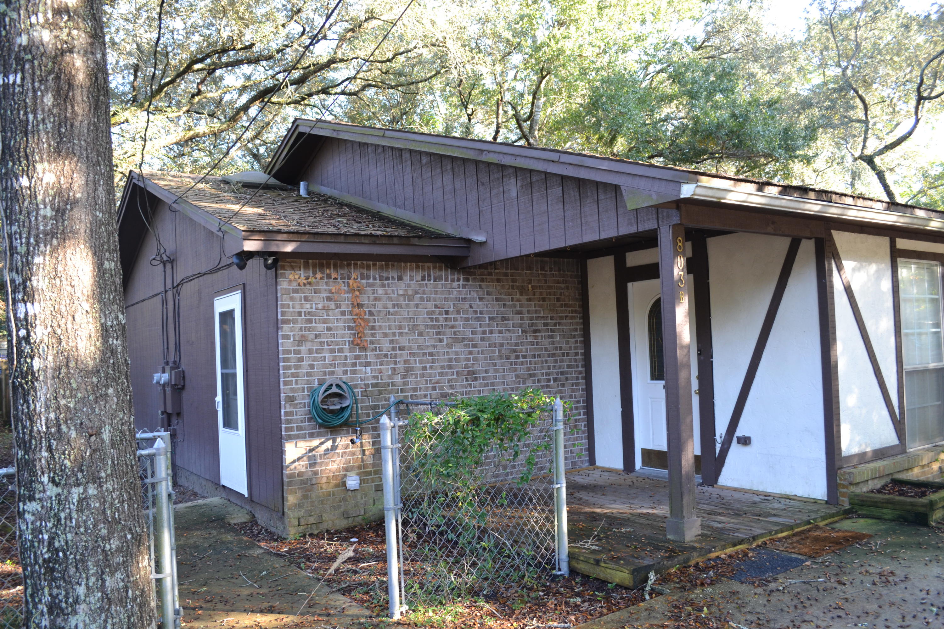 NO RECORDED SUBDIVISION - Residential