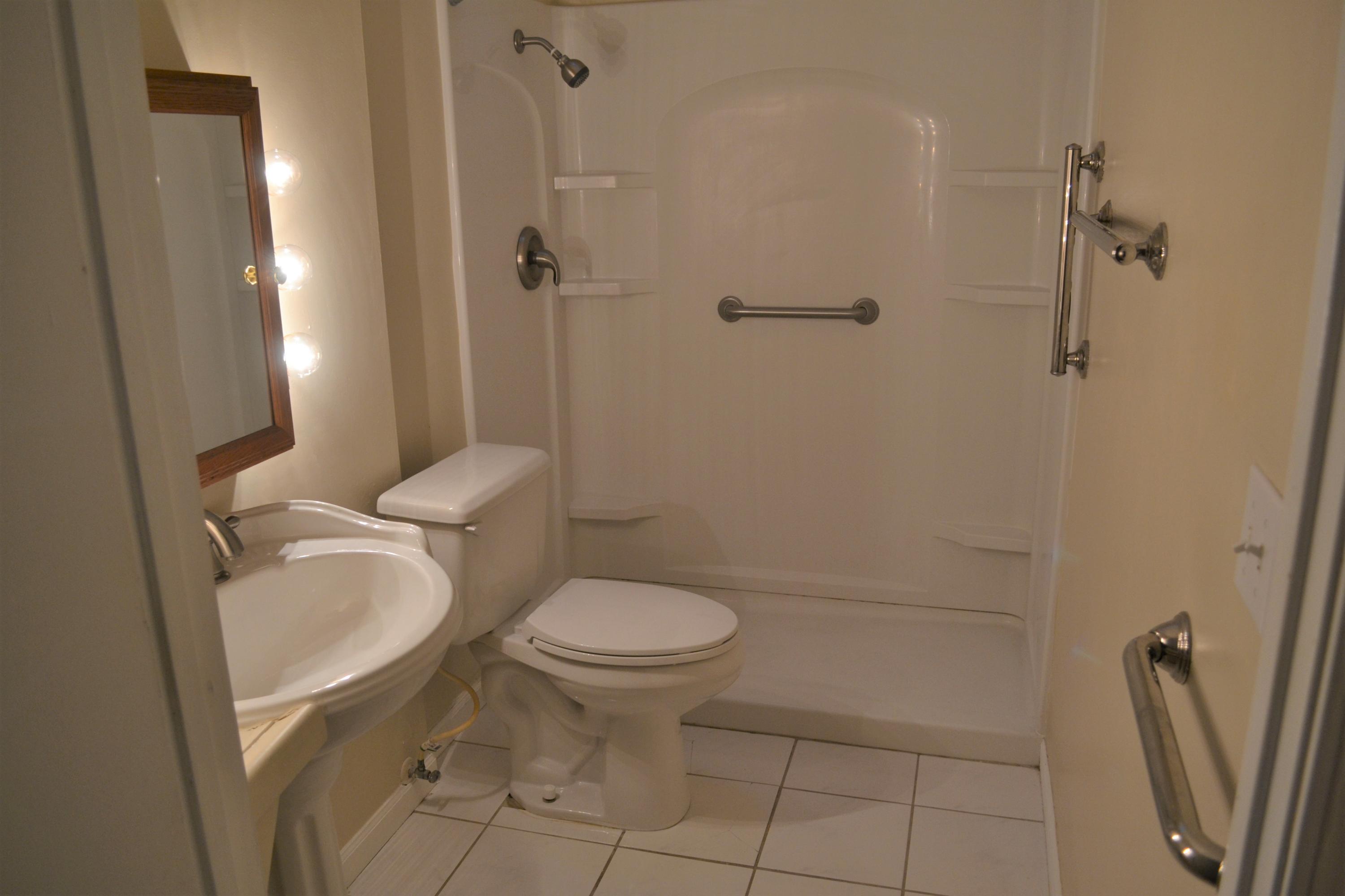 NO RECORDED SUBDIVISION - Residential