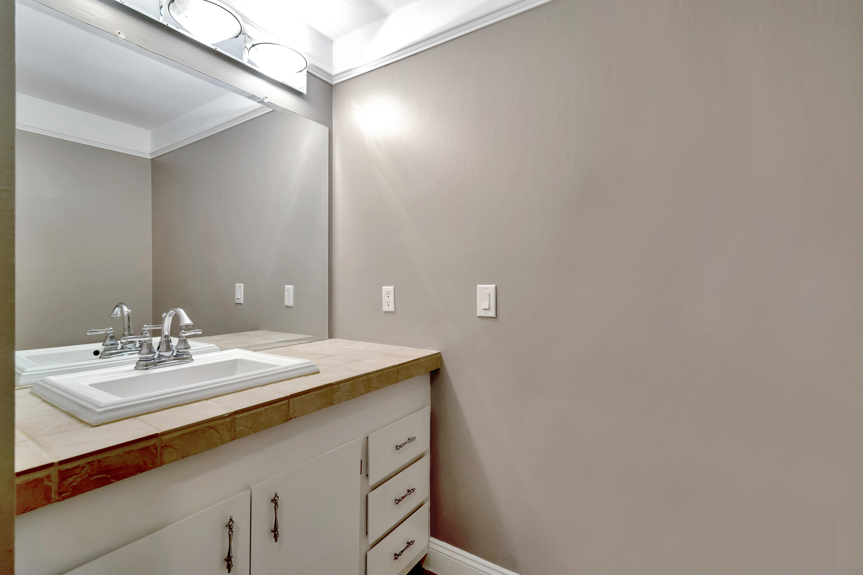 NONESUCH WAY - Residential