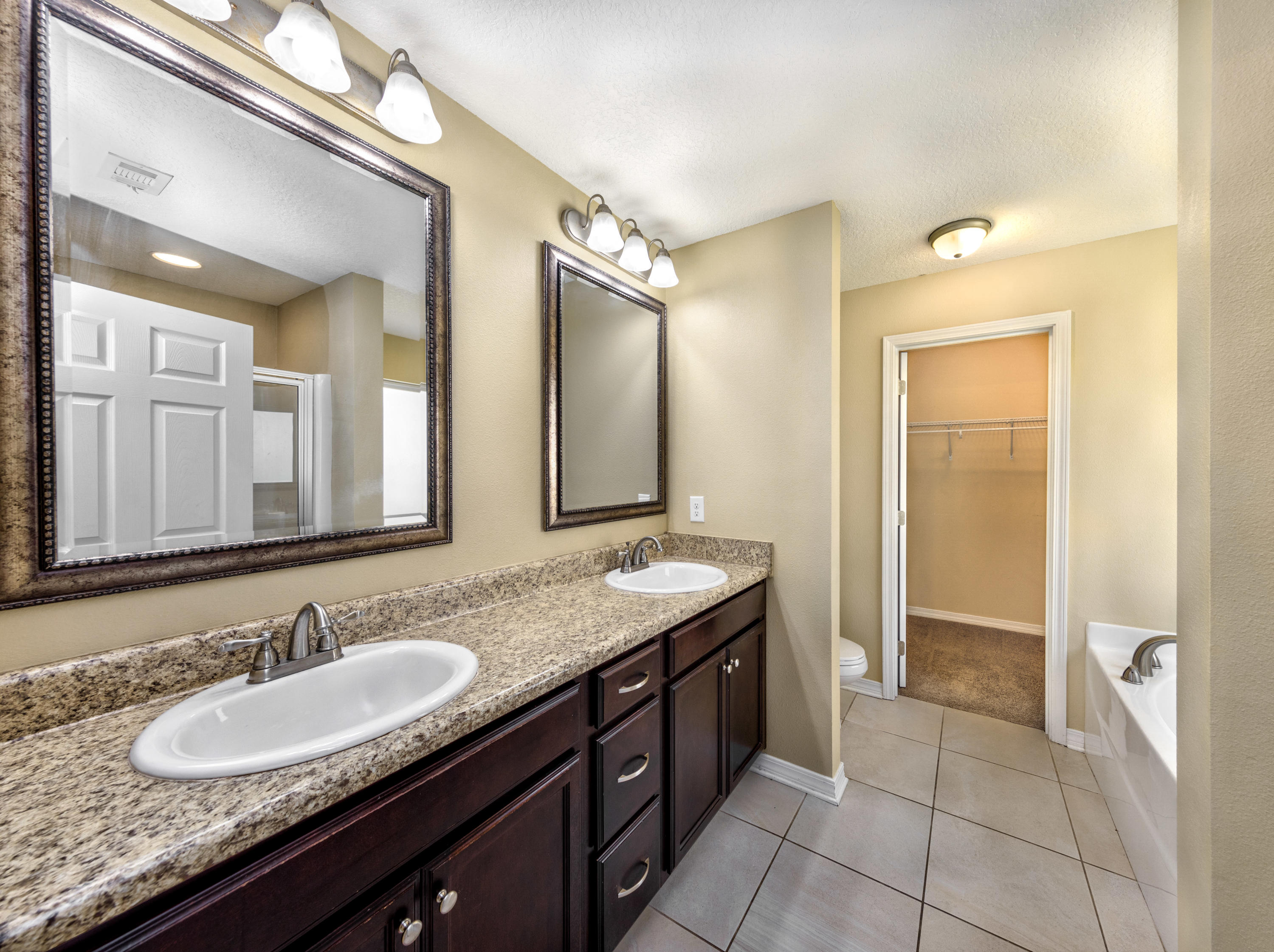 STILLWELL SOUTH - Residential