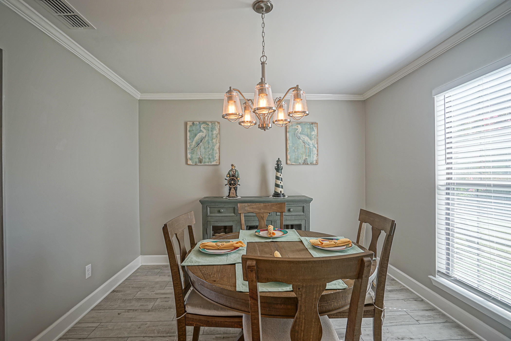 GARNIERS CAY T/H - Residential