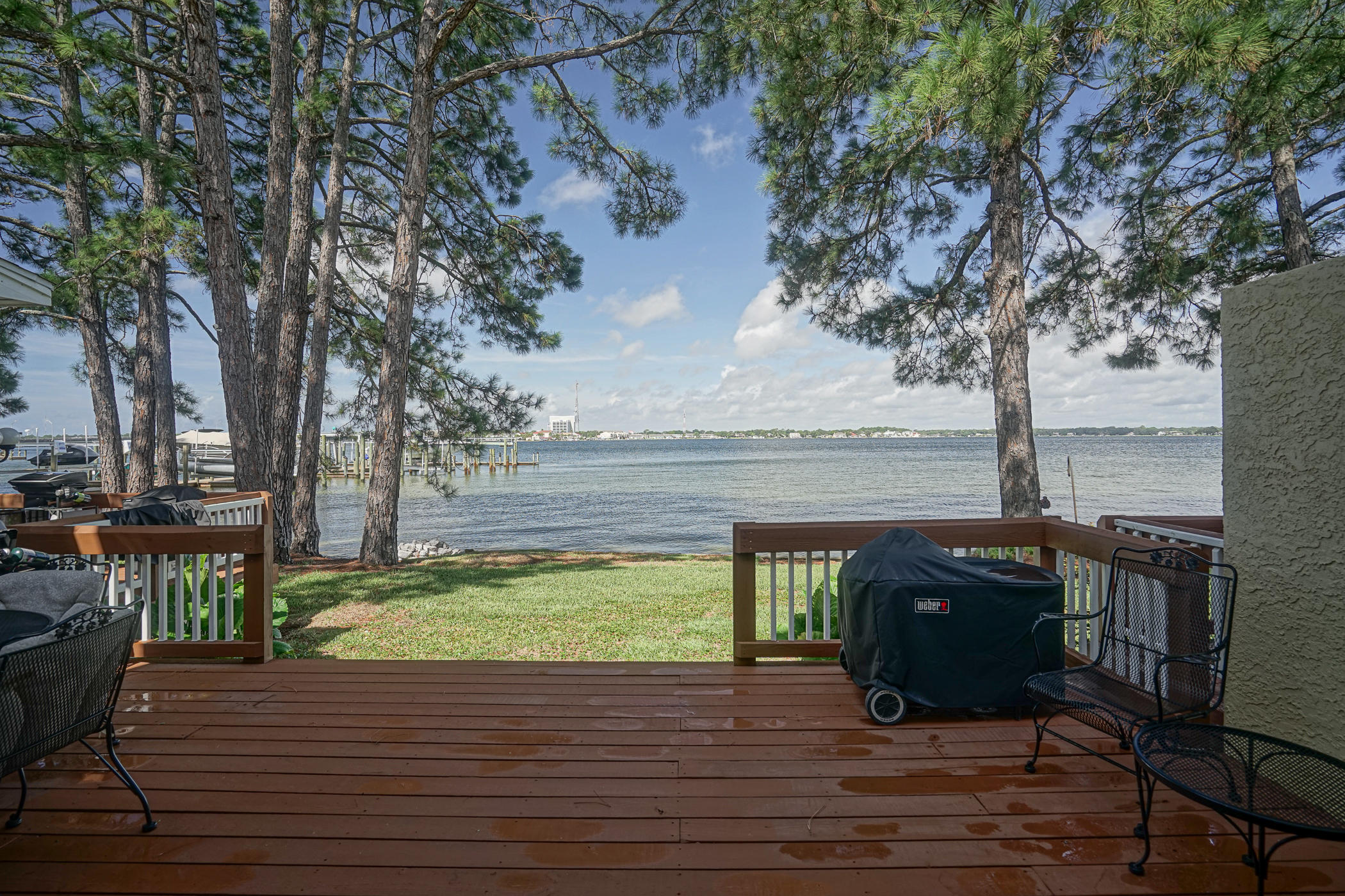 GARNIERS CAY T/H - Residential